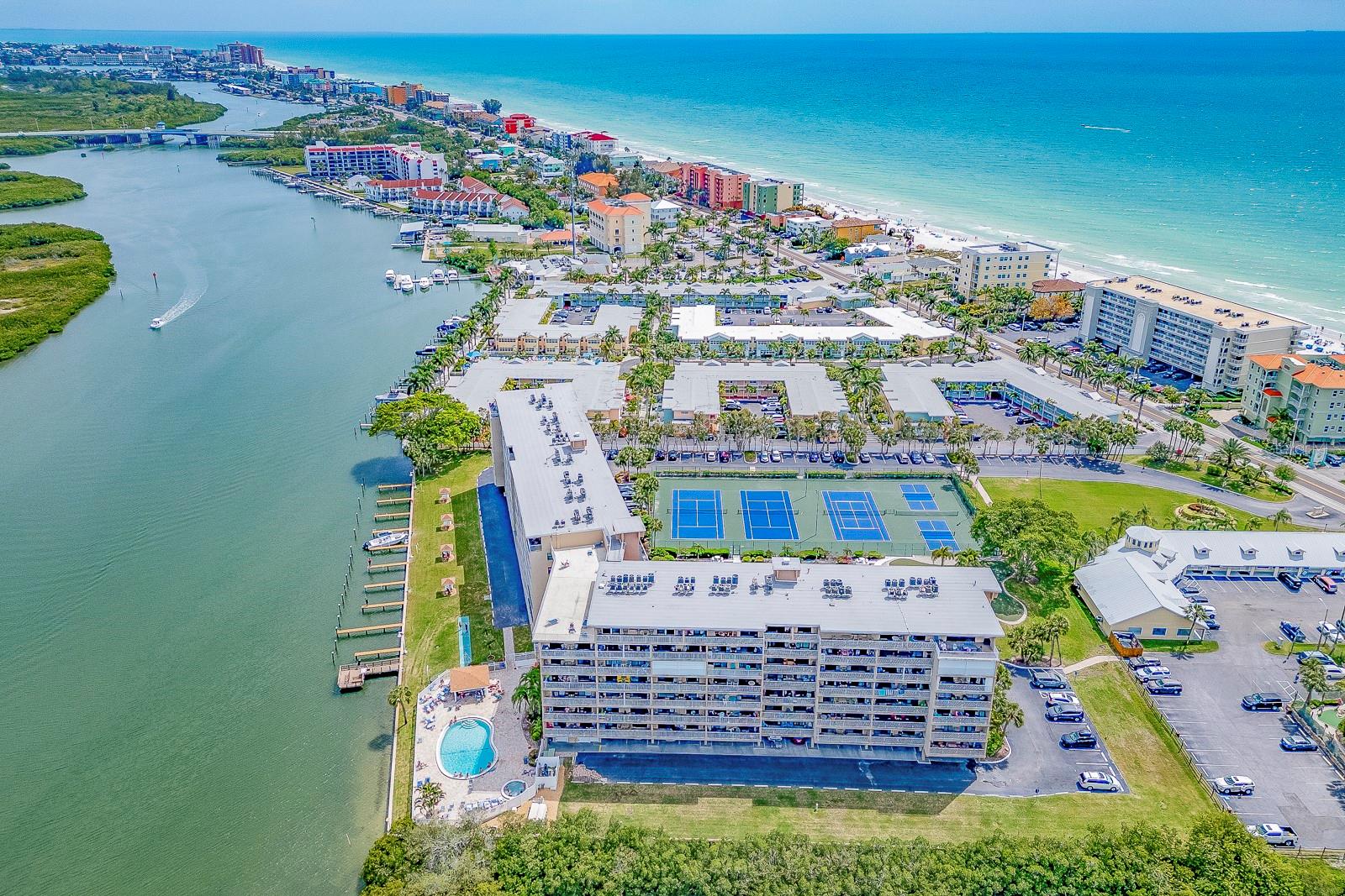 19451 Gulf Blvd #604 — photo