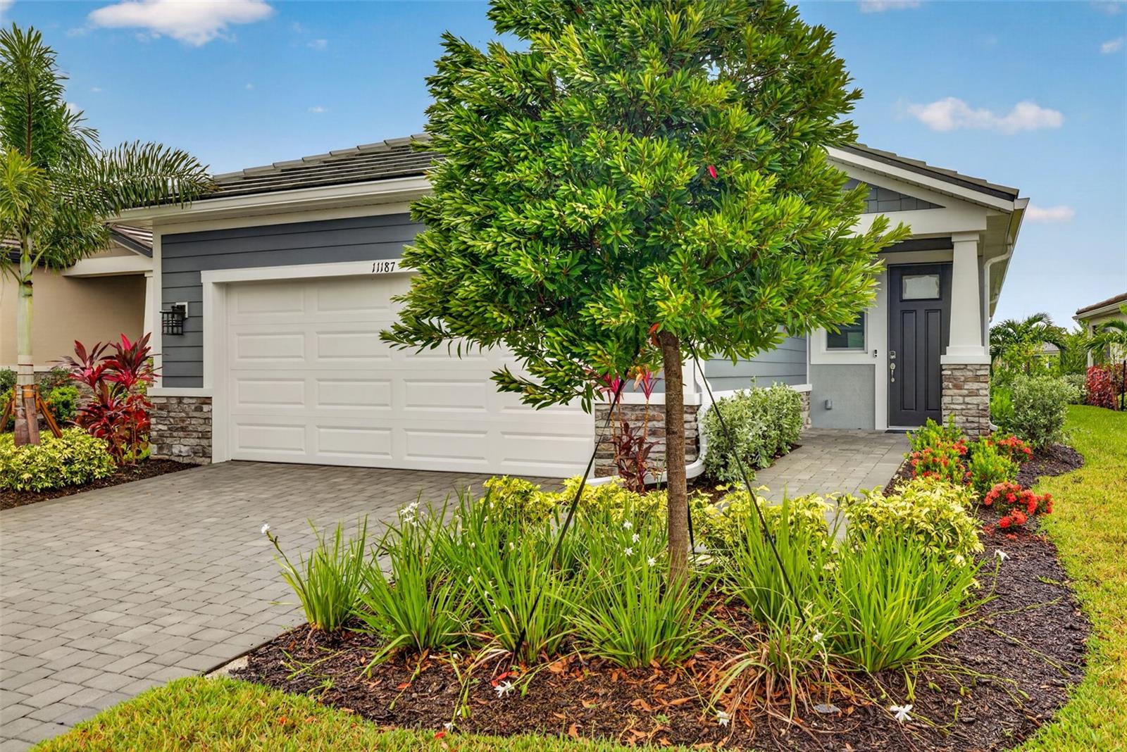 11187 Livewell Ct — photo