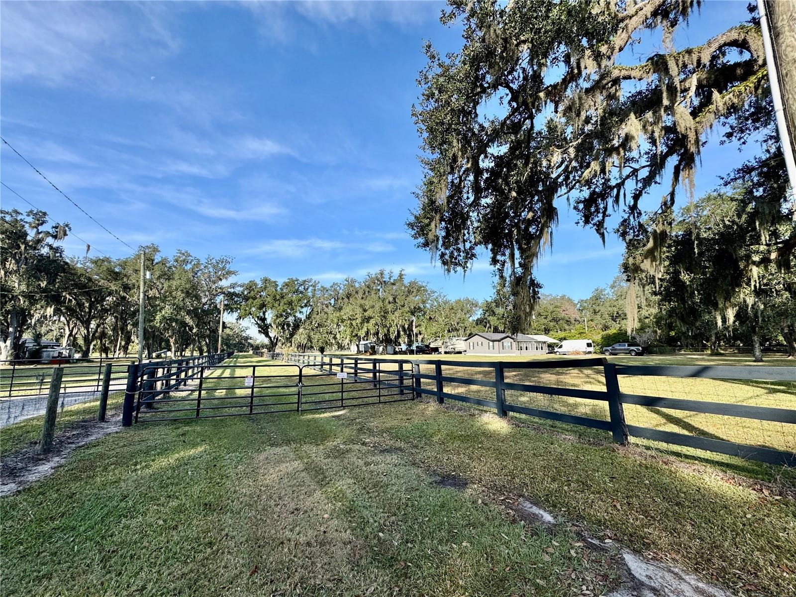 2909 N Wilder Rd — photo