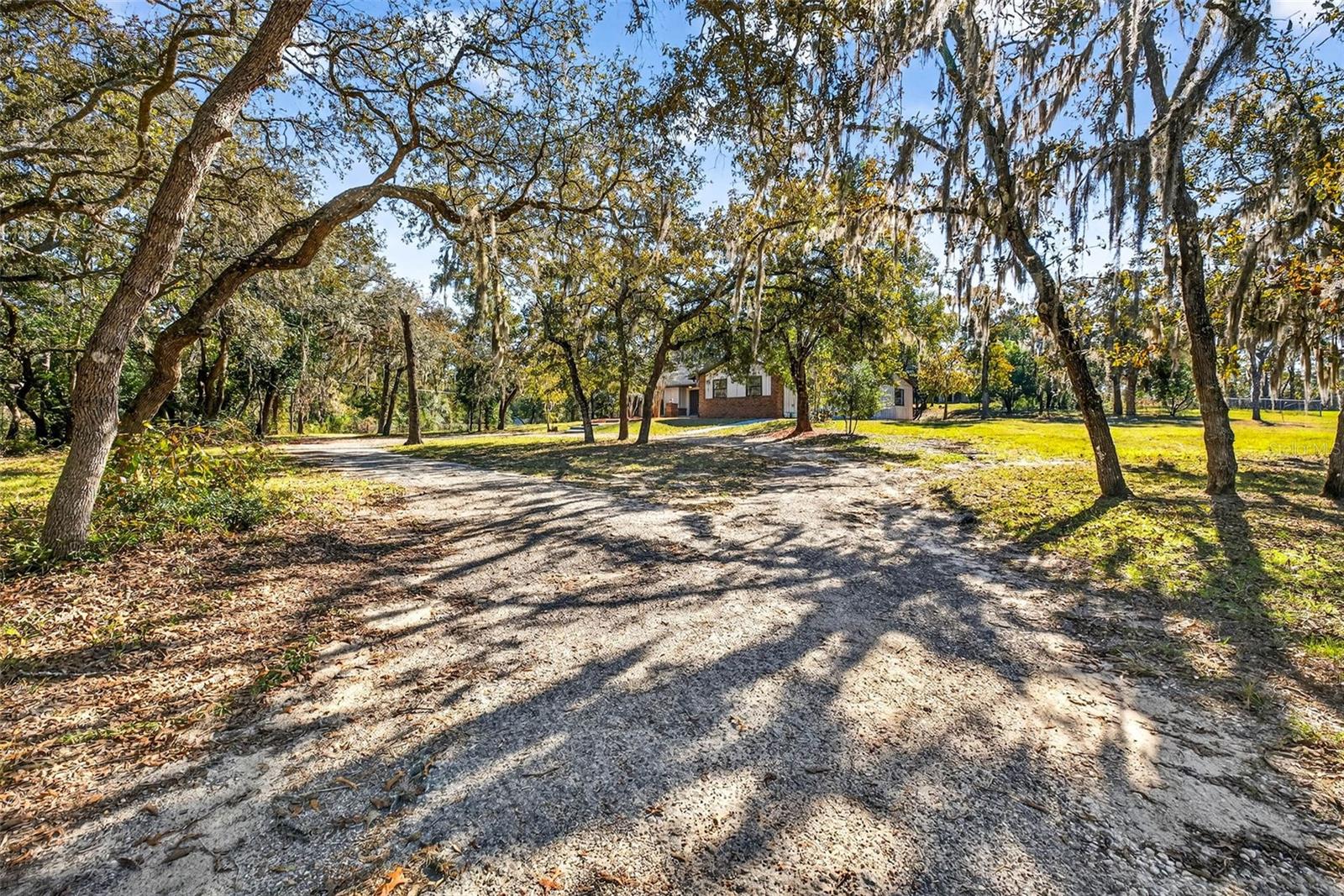 14252 Trinity Rd — photo
