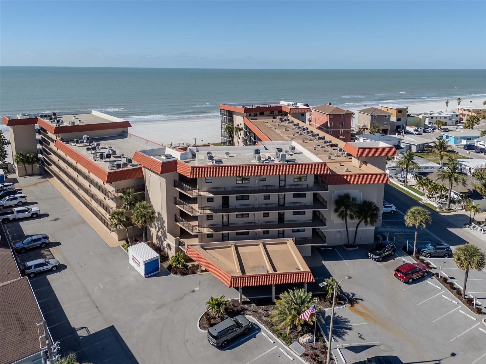 17580 Gulf Blvd #403 — photo