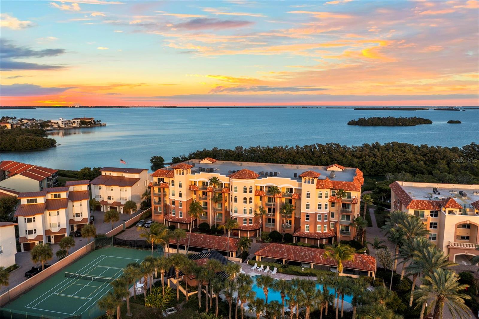 1645 Pinellas Bayway S #B2 — photo