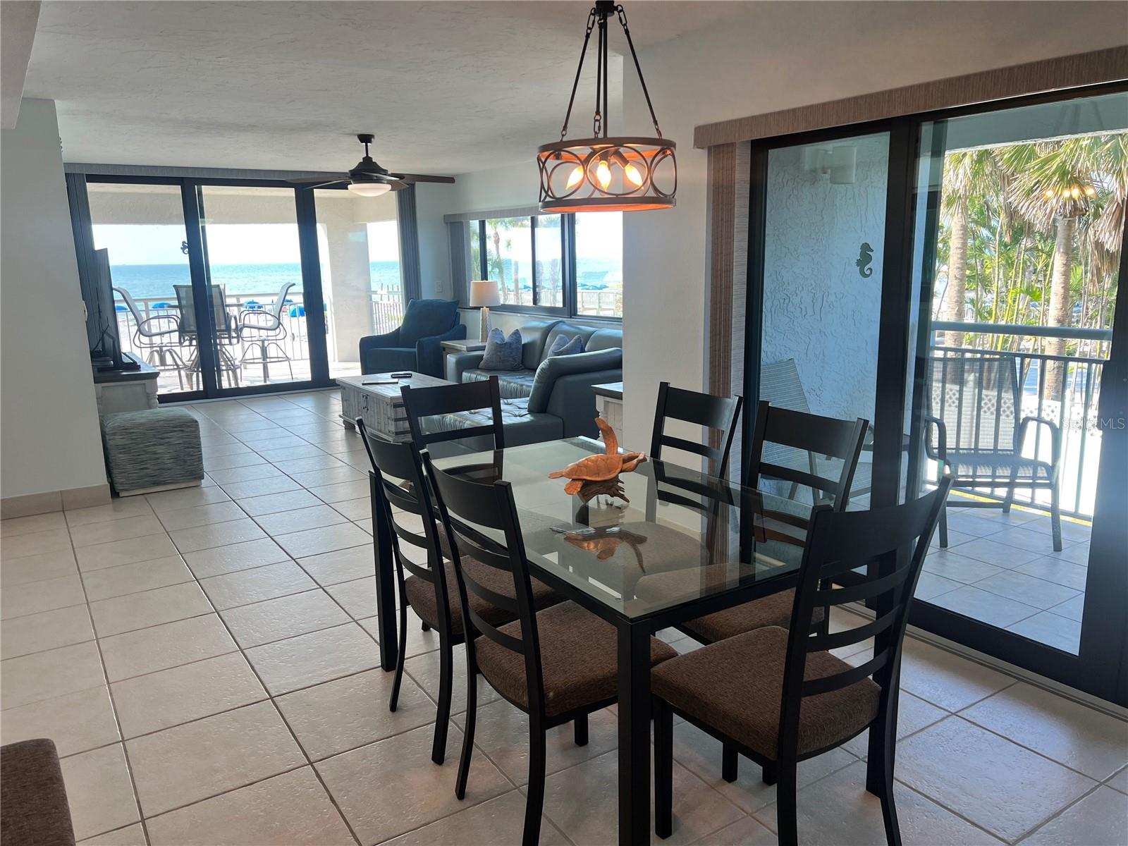 1001 Point Of Rocks Road #212, Sarasota, FL 34242 — photo 2