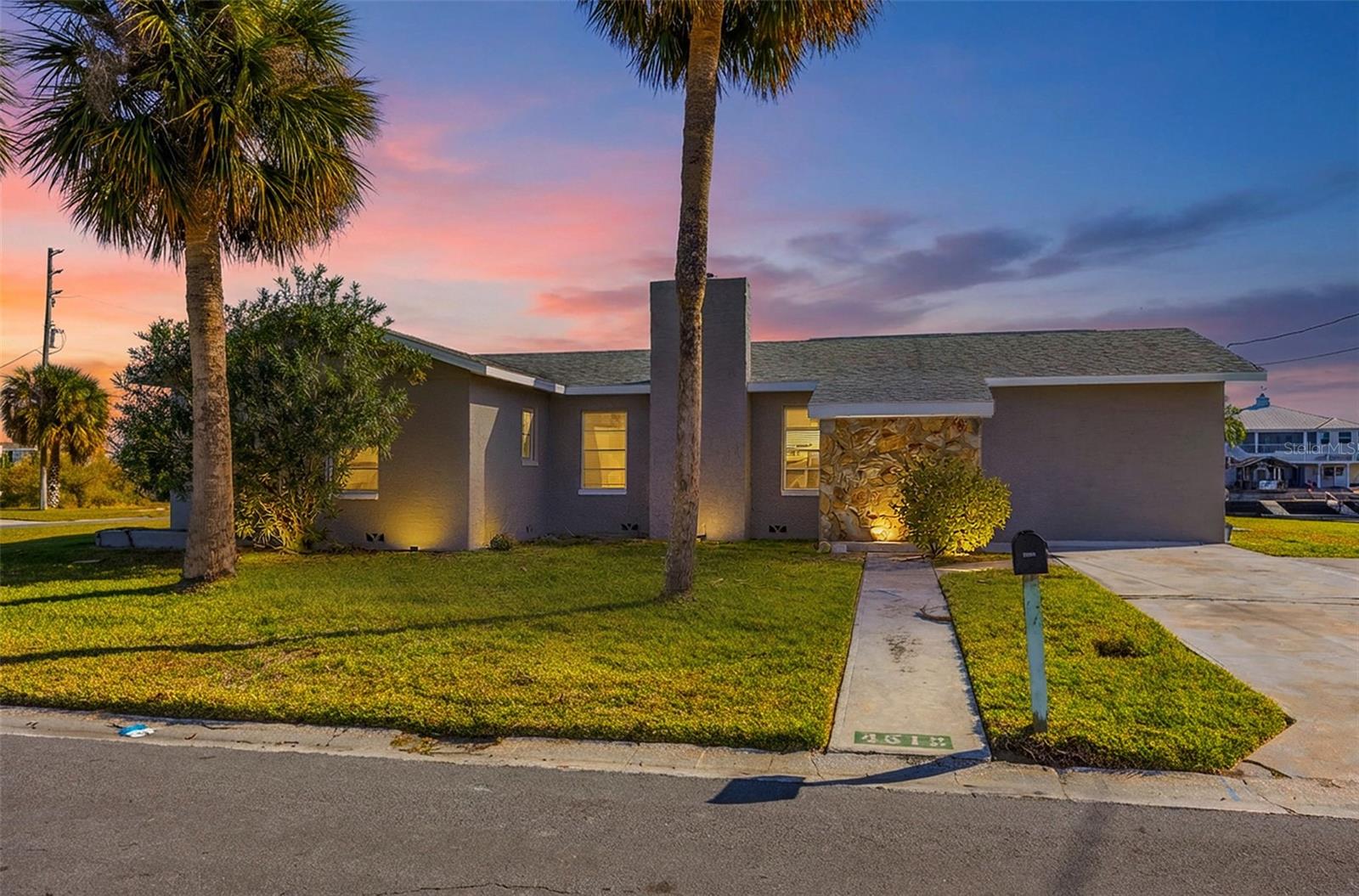 4512 Haiti Dr — photo