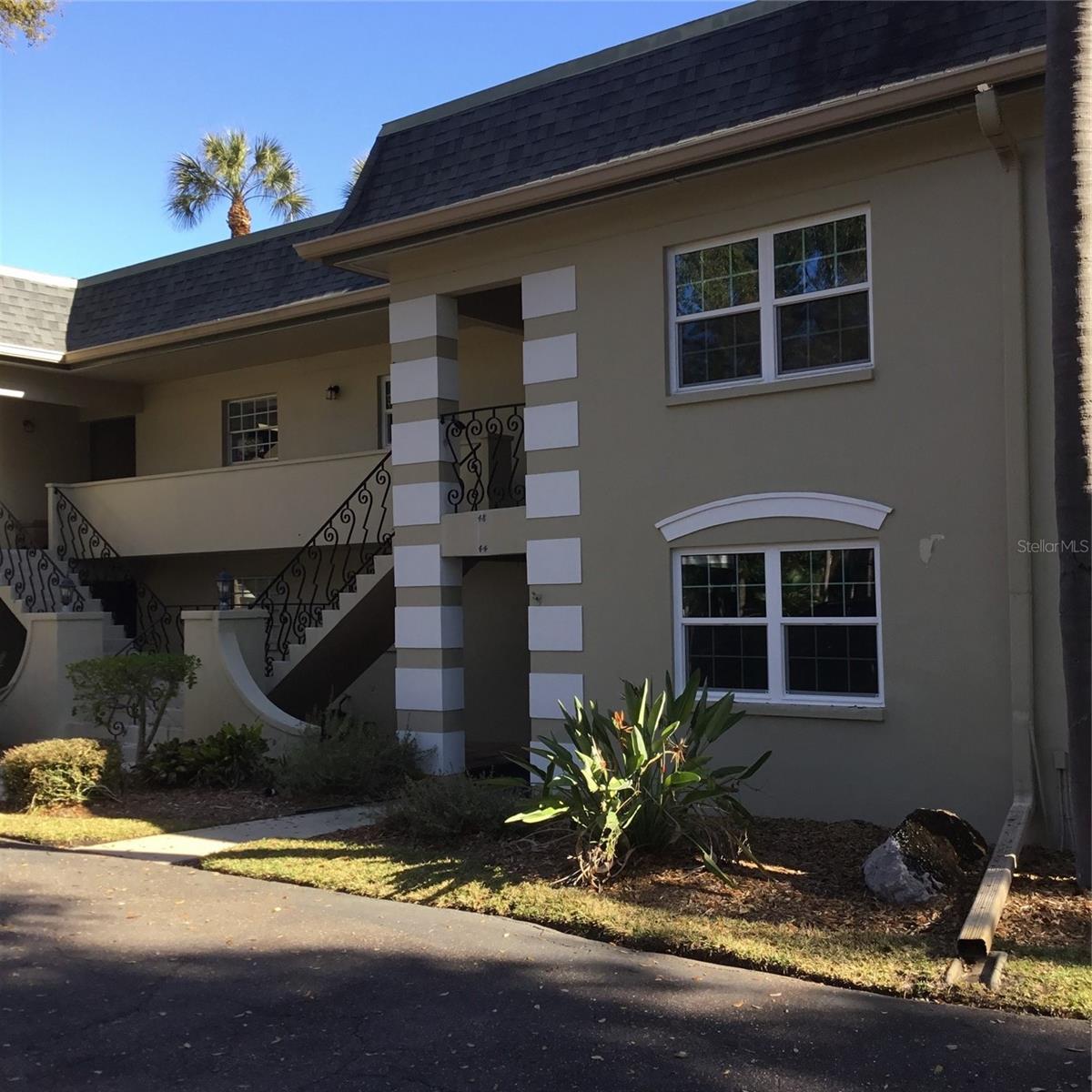 44 Country Club Dr #44 — photo