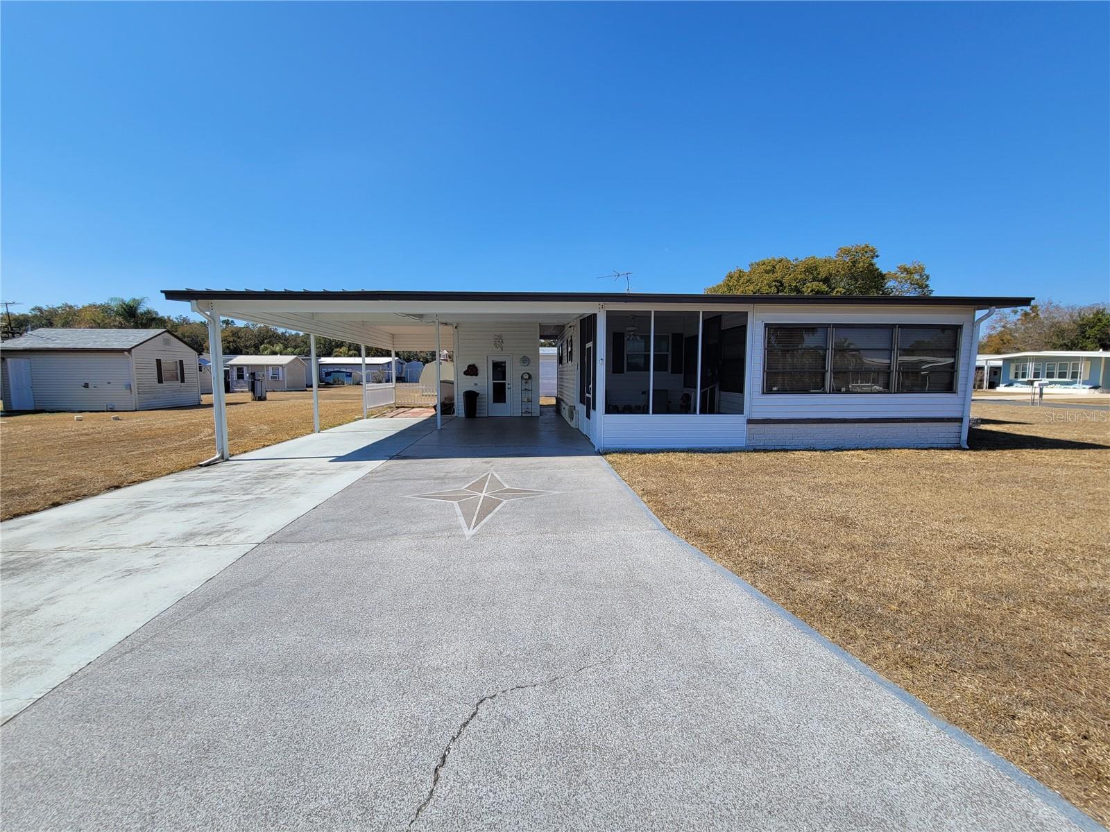 39438 Rockford Ave — photo
