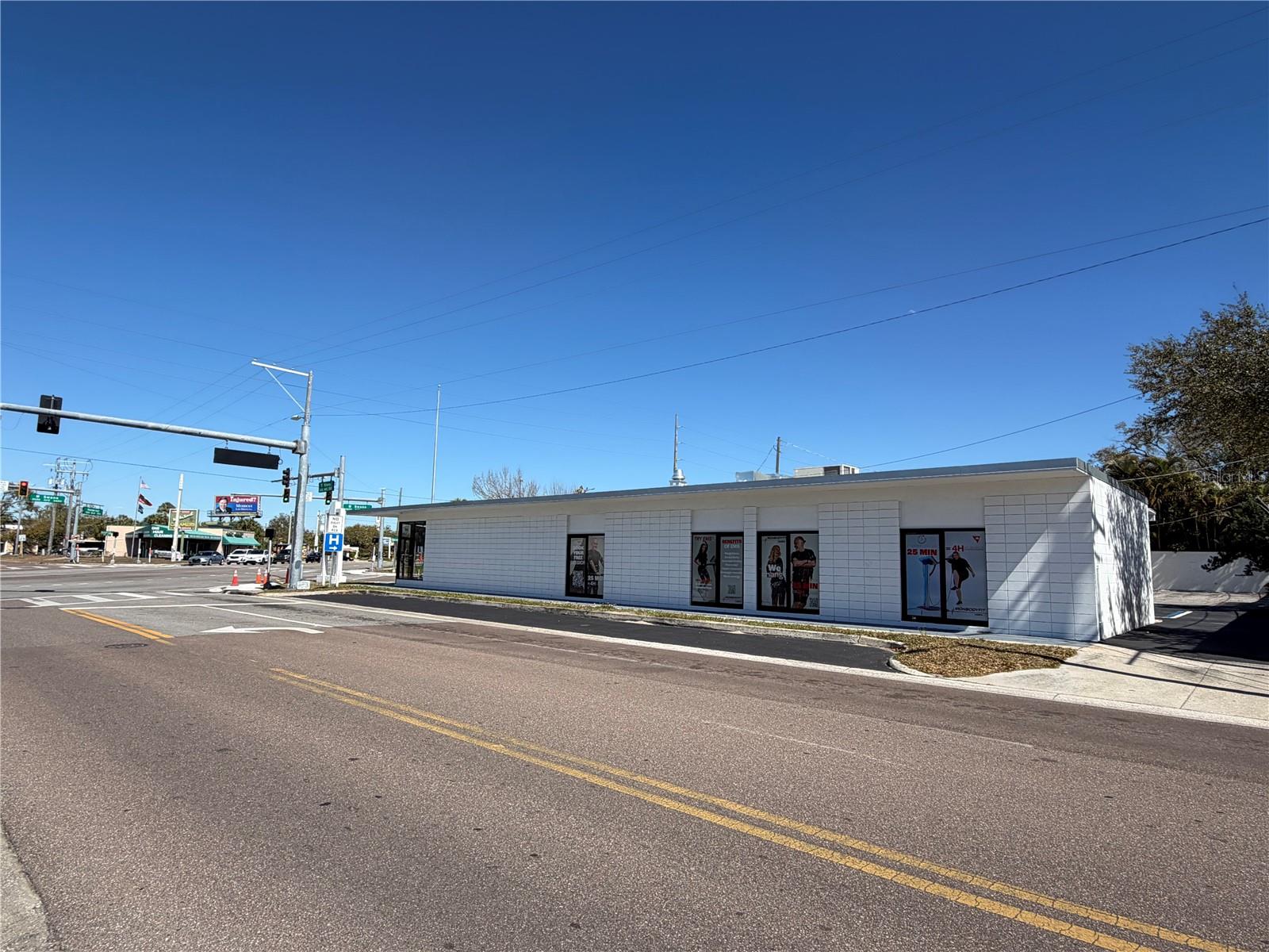 3418 W Swann Ave #200 — photo