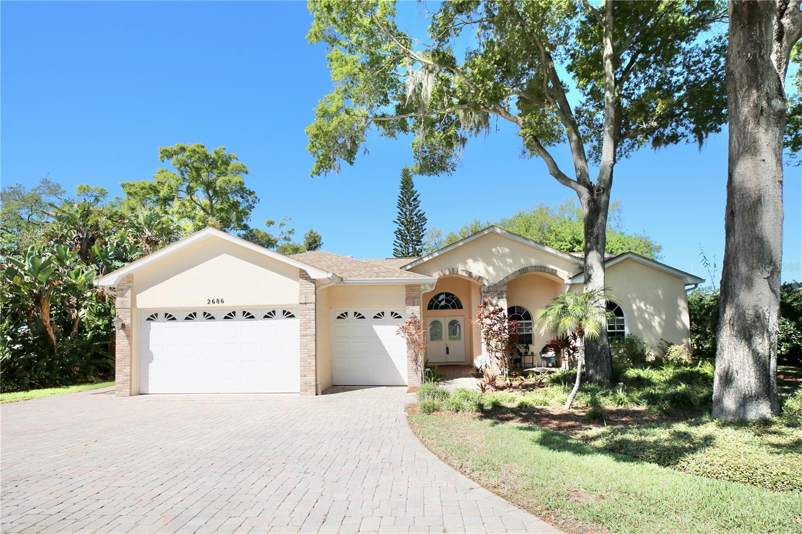 2686 Crystal Cir — photo