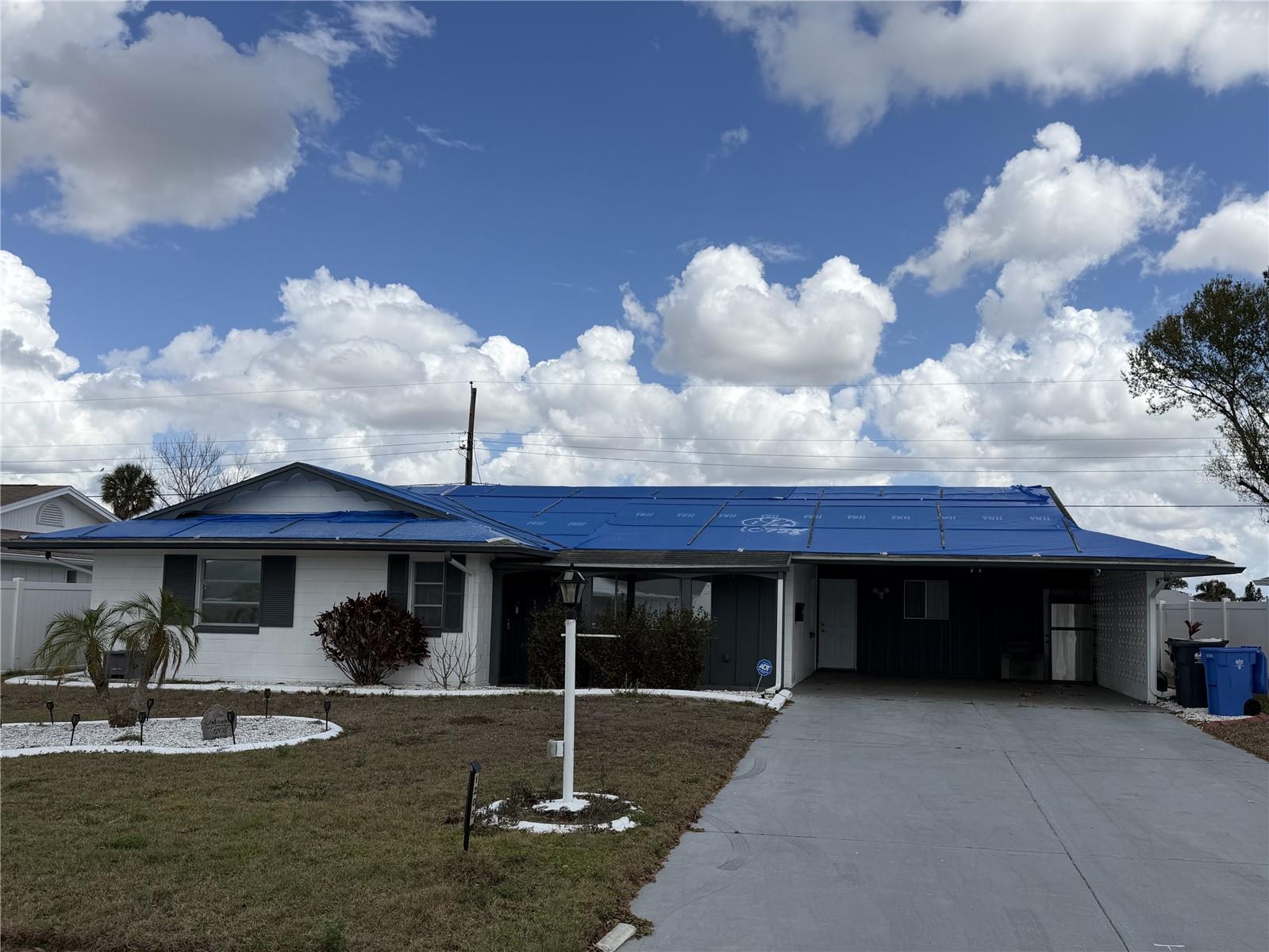 1205 Hacienda Dr — photo