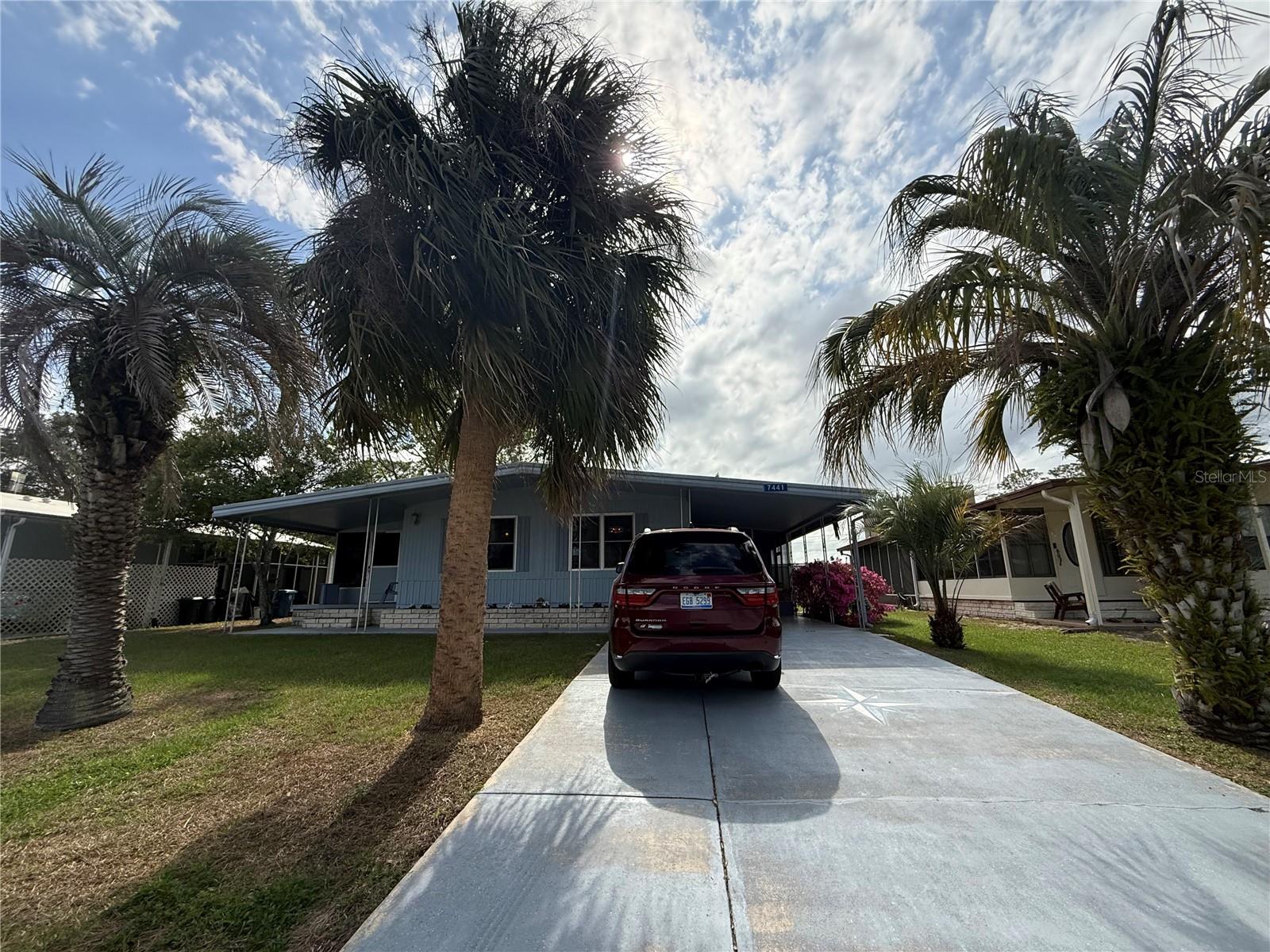 7441 Fairlane Ave — photo
