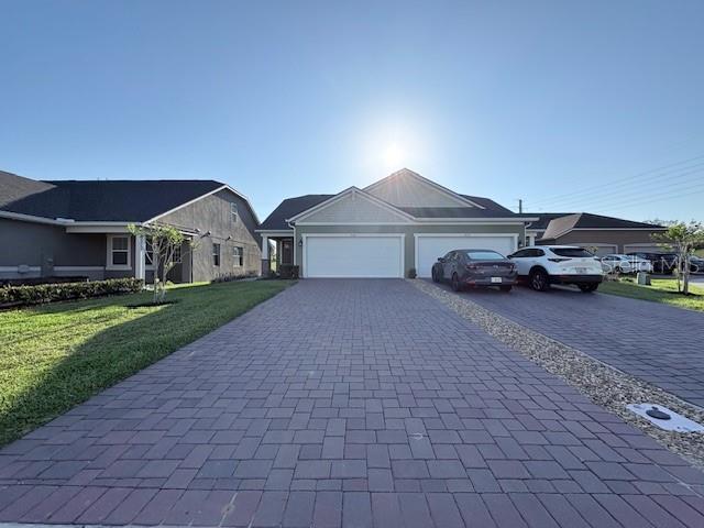 2668 Spider Lily Ct — photo