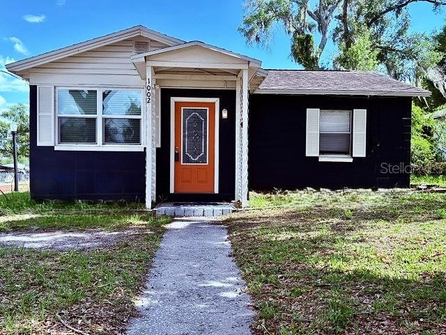 1002 Oakhill St — photo
