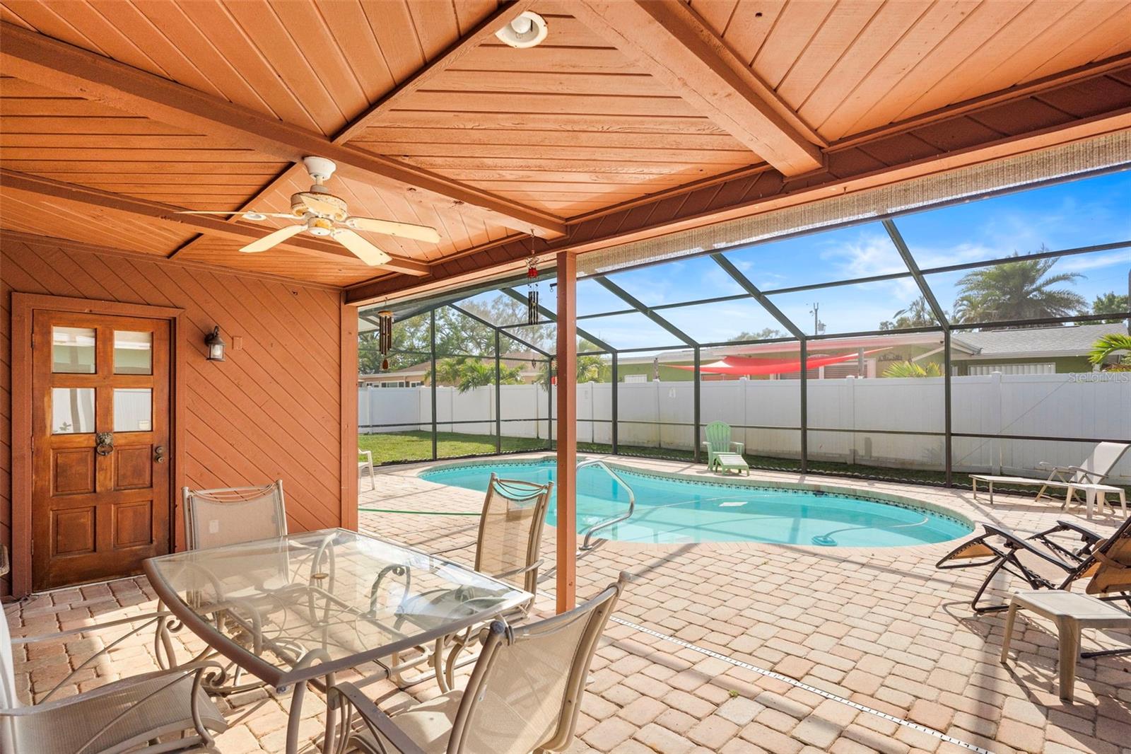1768 Harbor Circle E, Largo, FL 33770 — photo 2