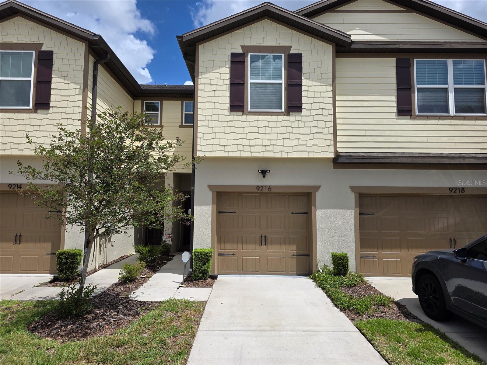 9216 Hillcroft Dr — photo