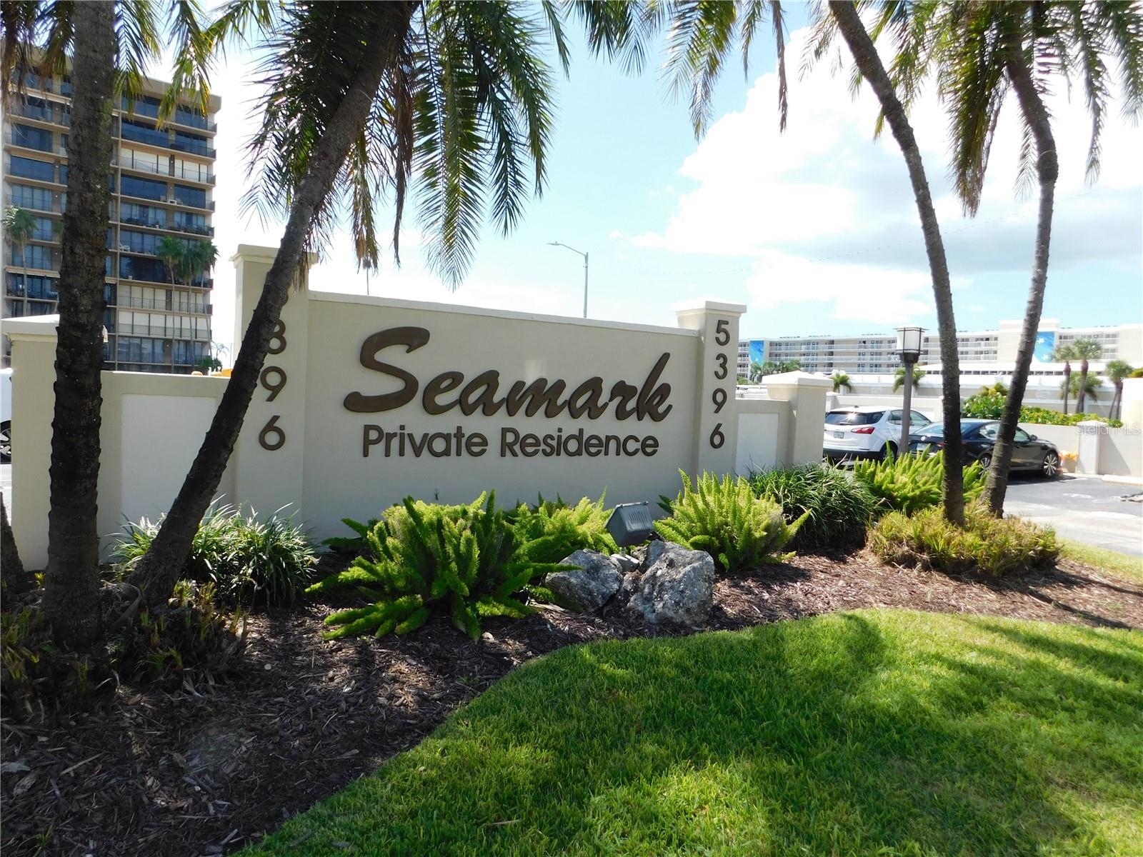 5396 Gulf Blvd #701 — photo