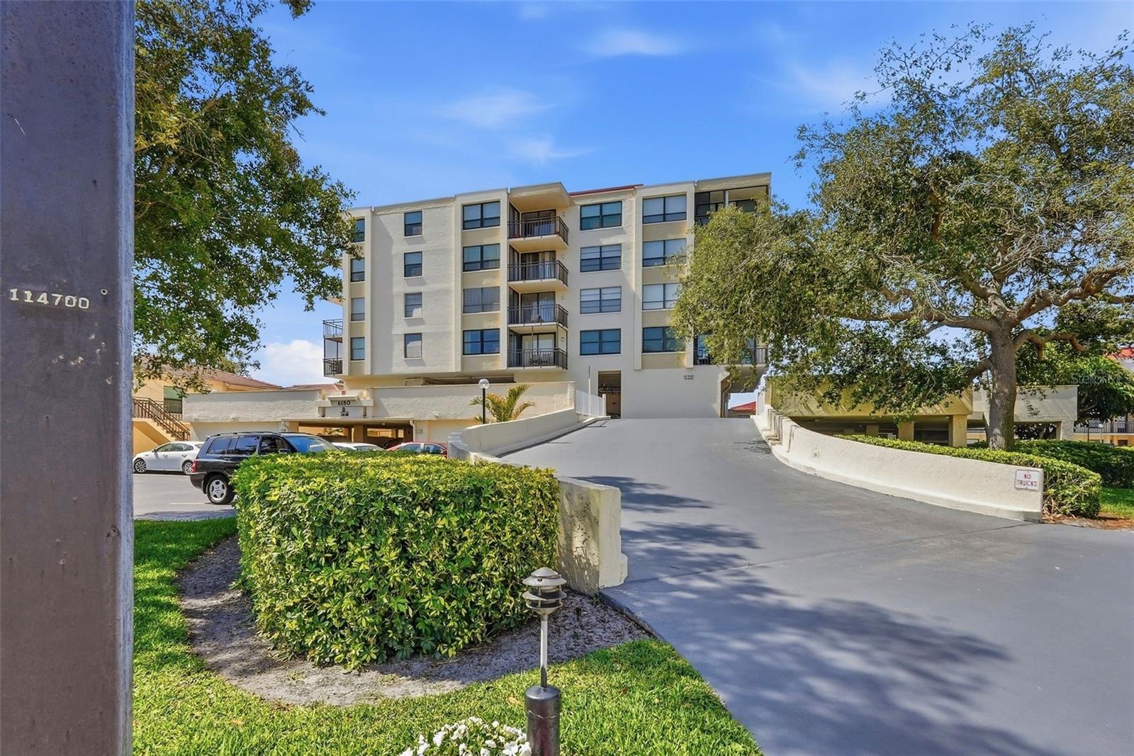 6180 Sun Blvd #307 — photo