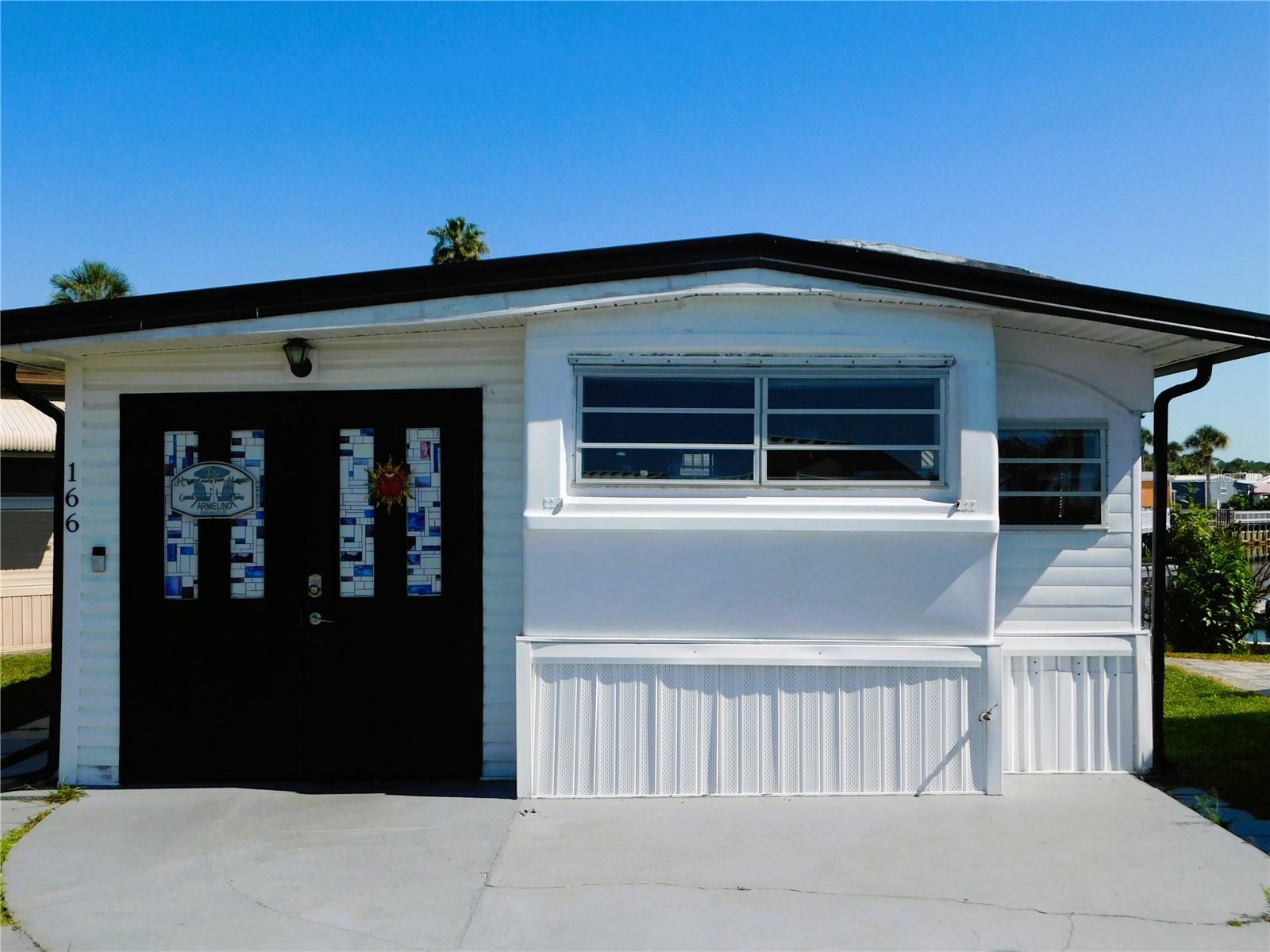 9000 US Highway 192 #166 — photo