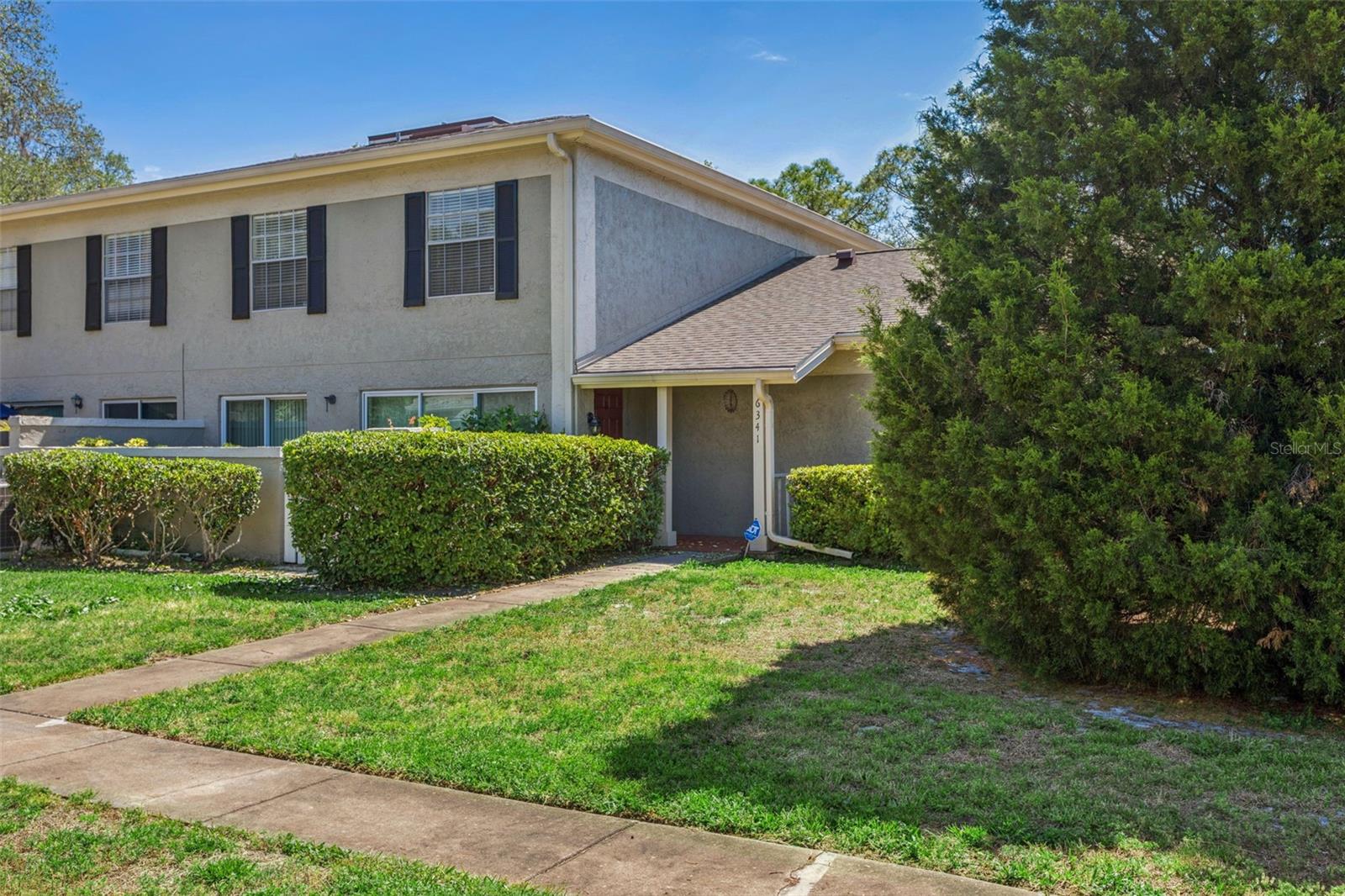 6341 Treetop Cir #6341 — photo