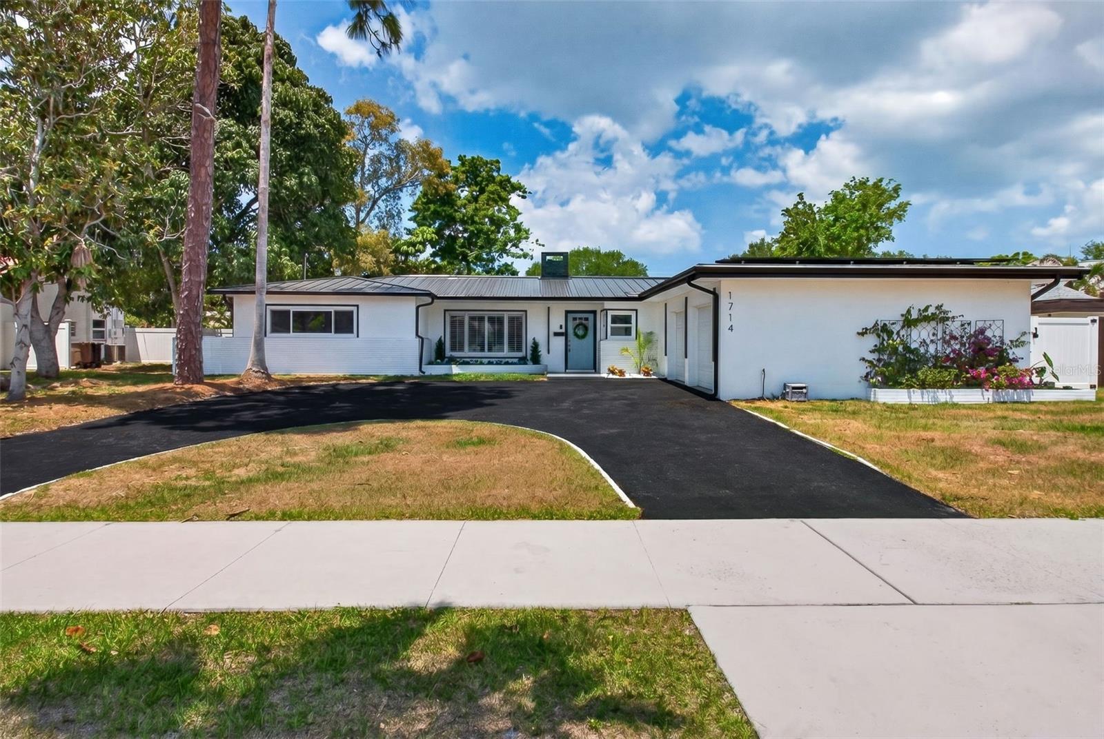 1714 Indian Rocks Road, Belleair, FL 33756 — photo 3