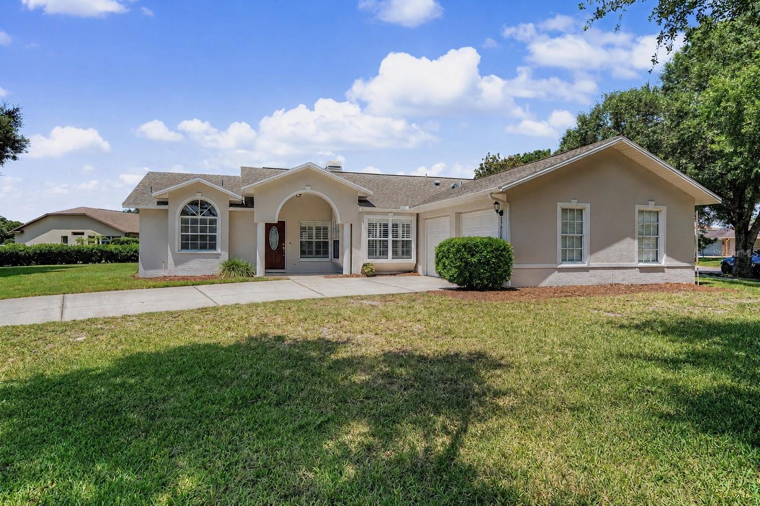 6208 Huntington Drive — photo