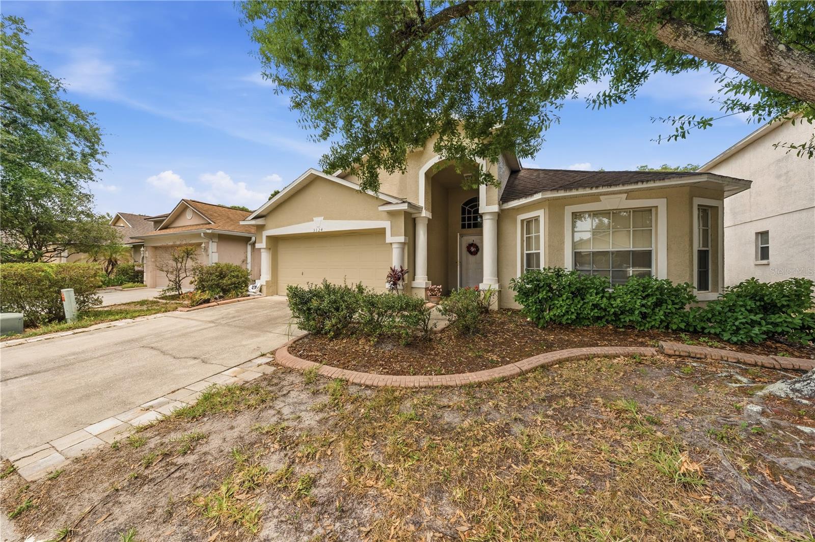 3324 Manor Cove Cir — photo