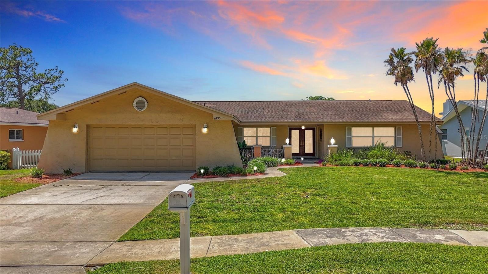 6490 Burning Tree Dr — photo