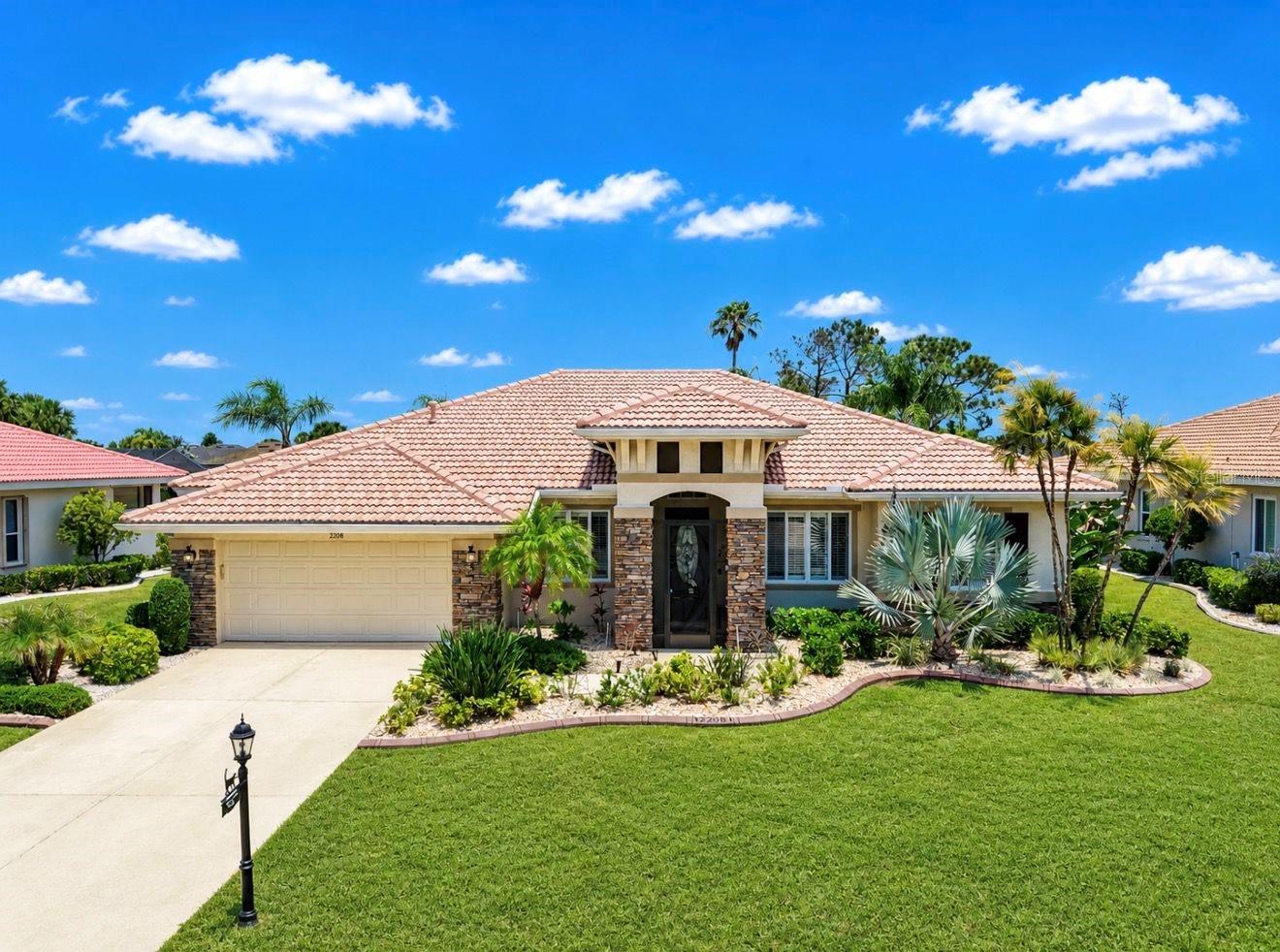 2208 Myrtle Vista Ct — photo