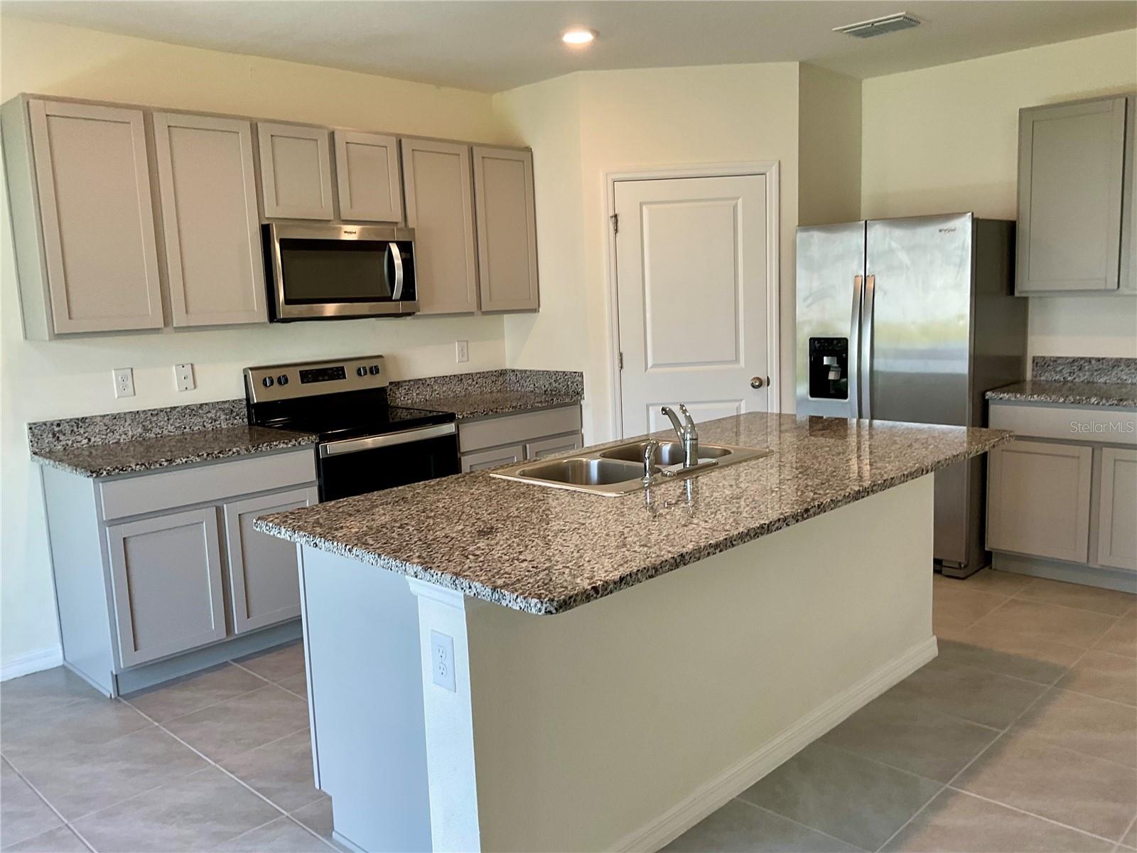 33409 Field Maple Loop, Wesley Chapel, FL 33545 — photo 3