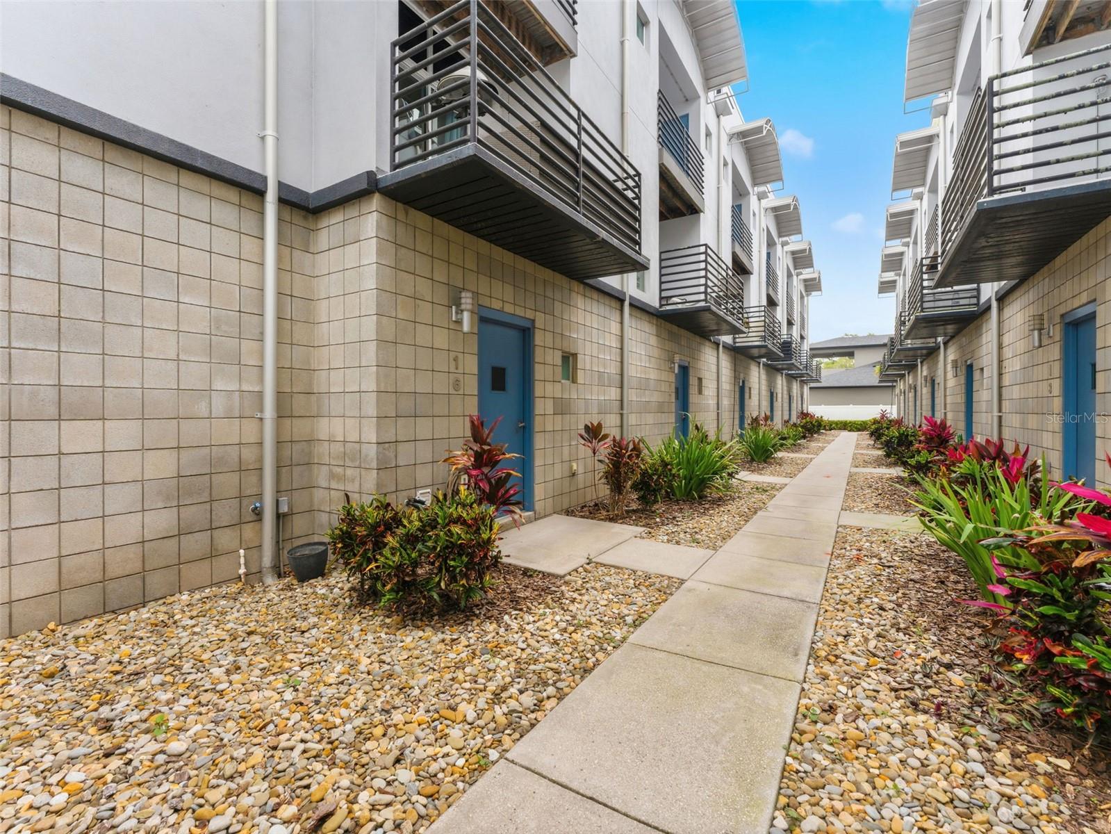 5008 S Macdill Ave #16 — photo