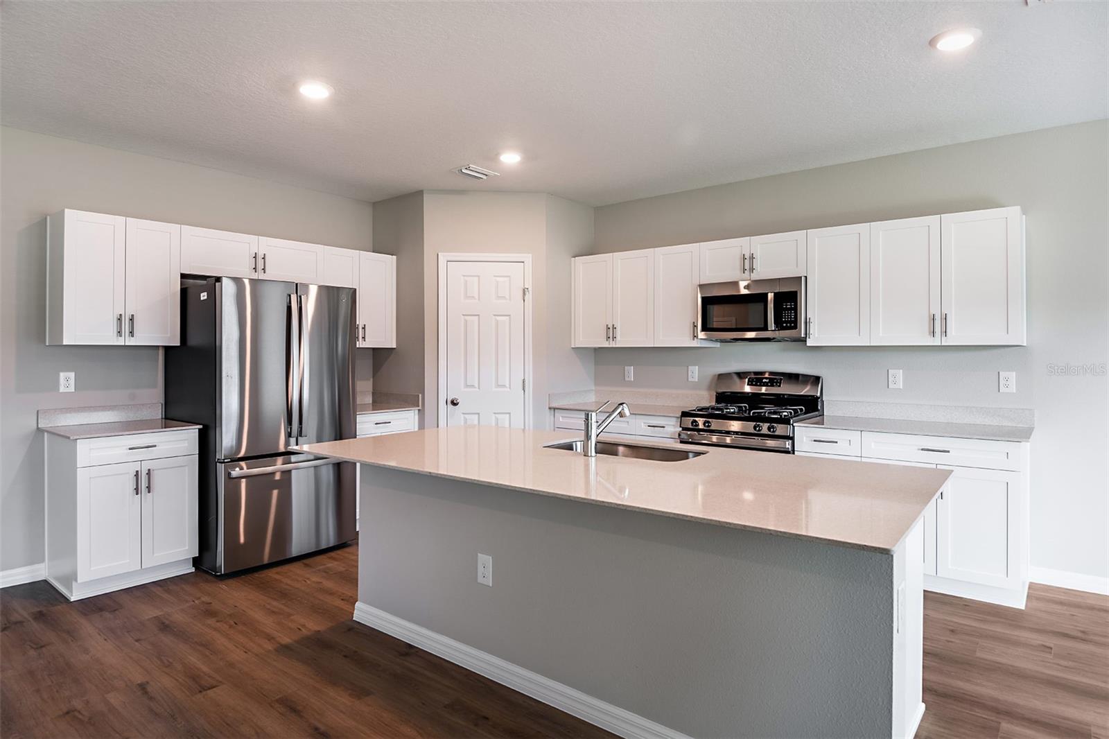 33601 Noble Creek Pl — photo