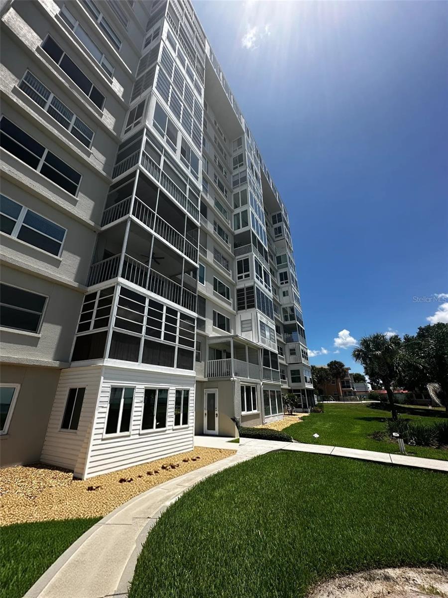 2131 Lakeview Dr #410 — photo