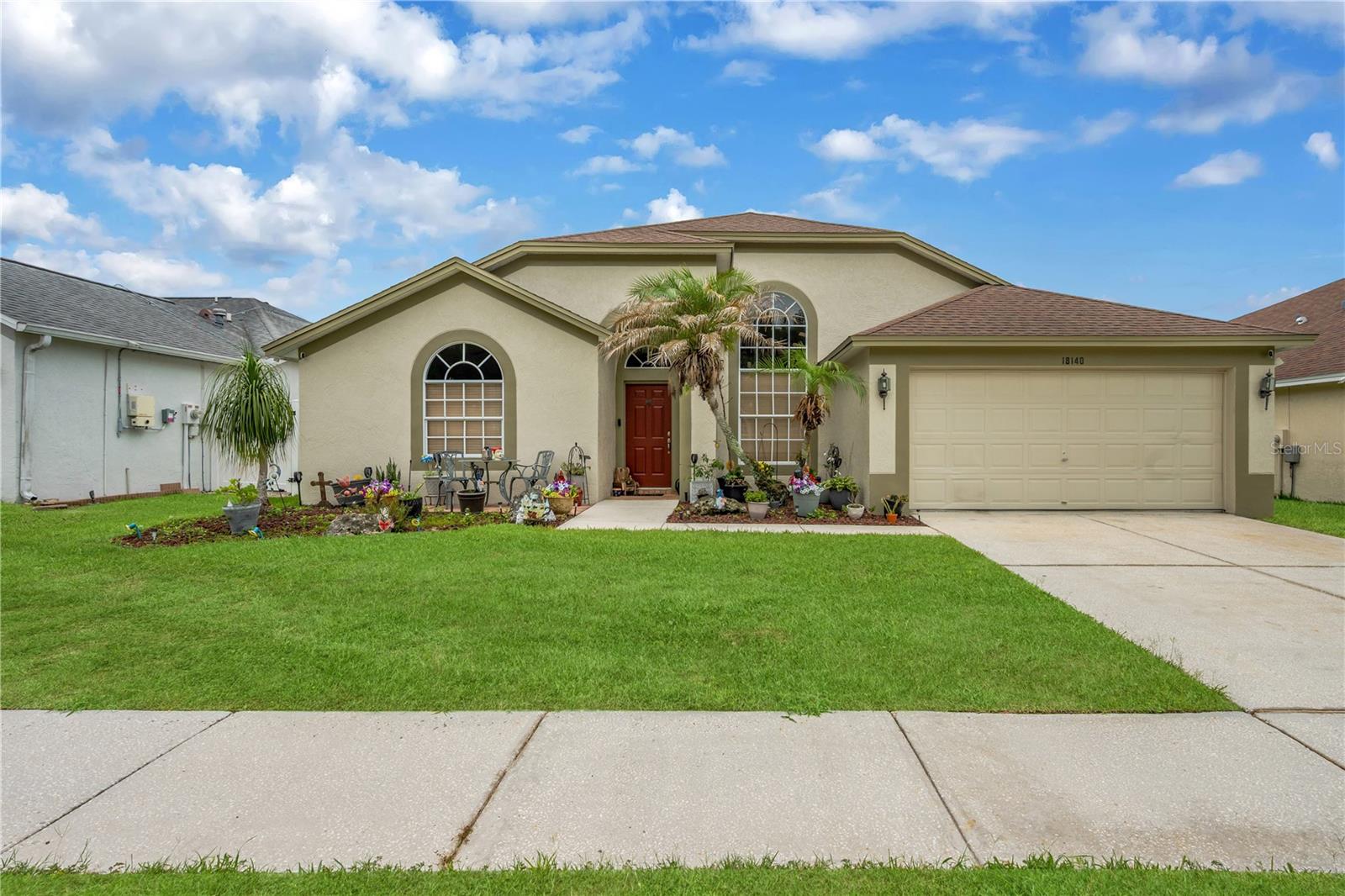 18140 Palm Breeze Dr — photo