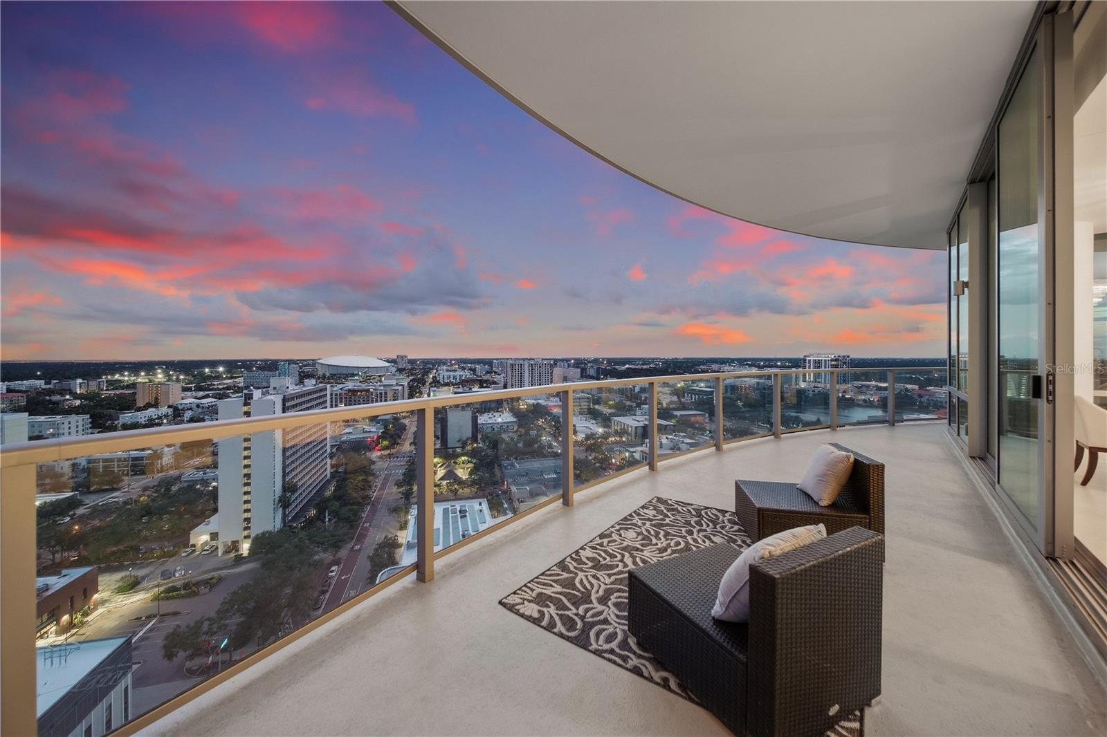 400 Central Ave #1901 — photo