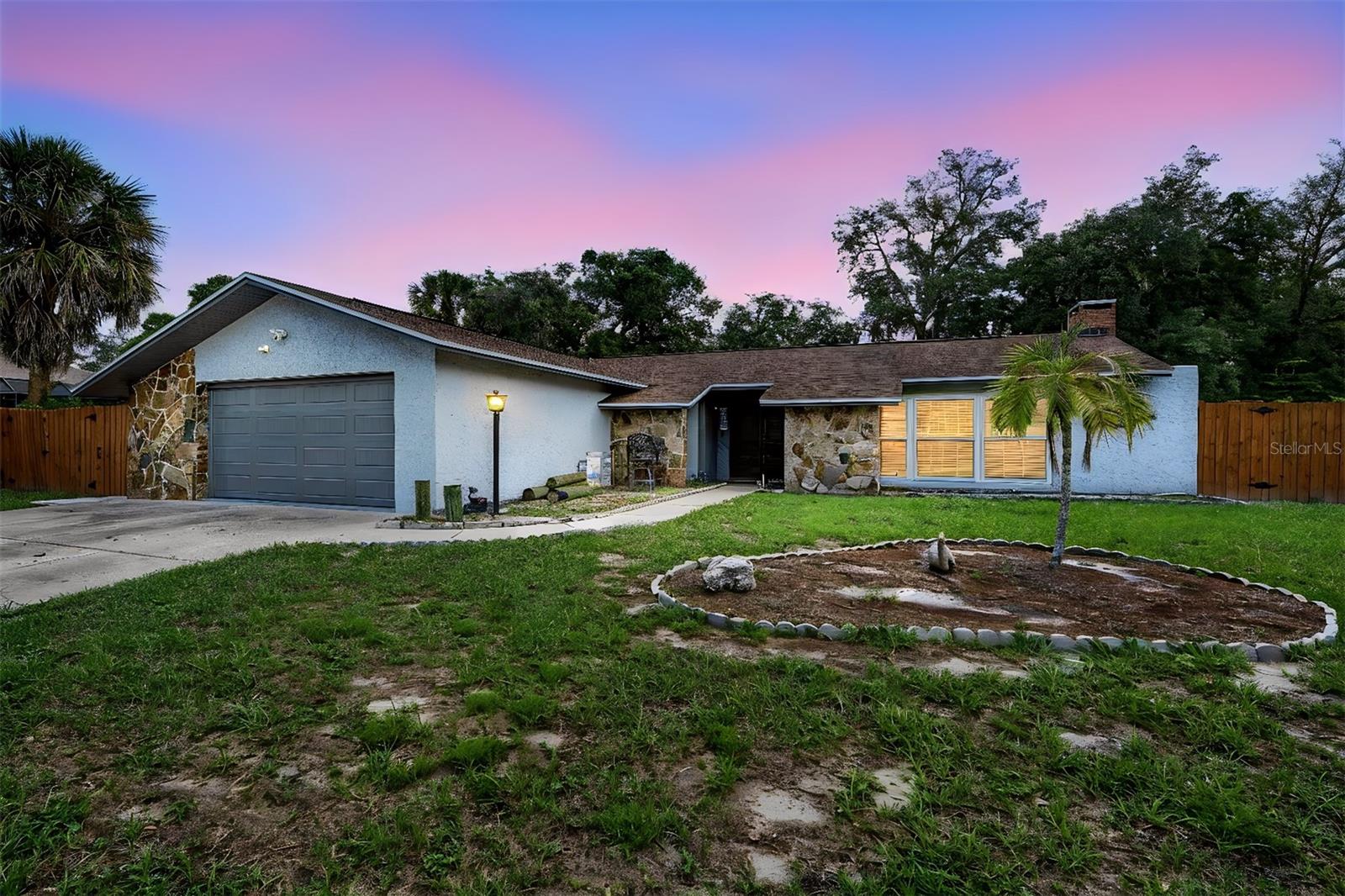 3110 Shadow Oaks Dr — photo