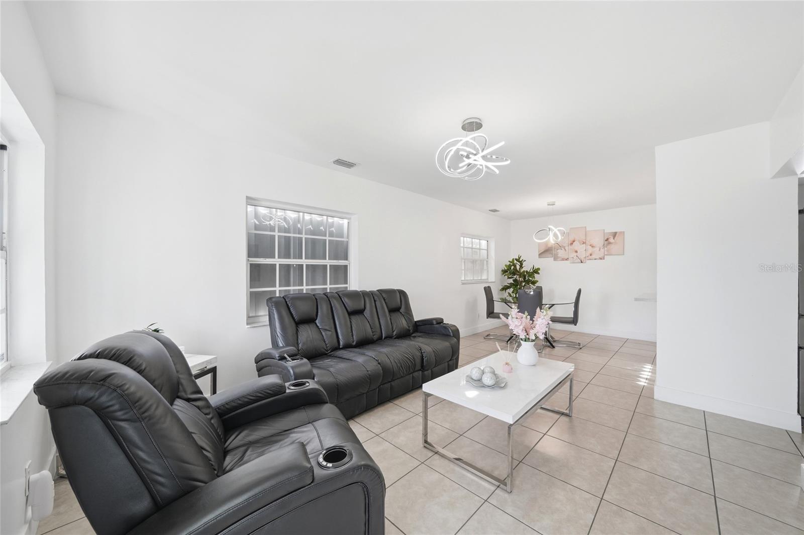 465 E 38th Street, Hialeah, FL 33013 — photo 3