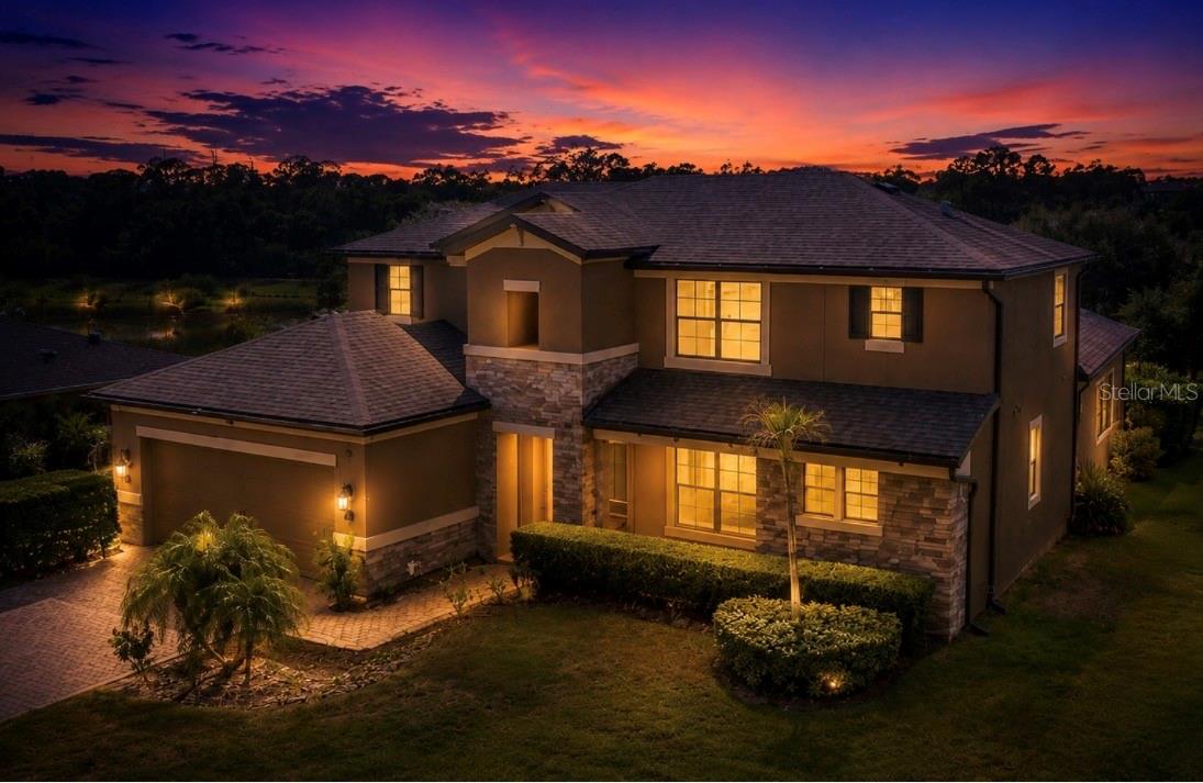 743 Wellington Ct — photo