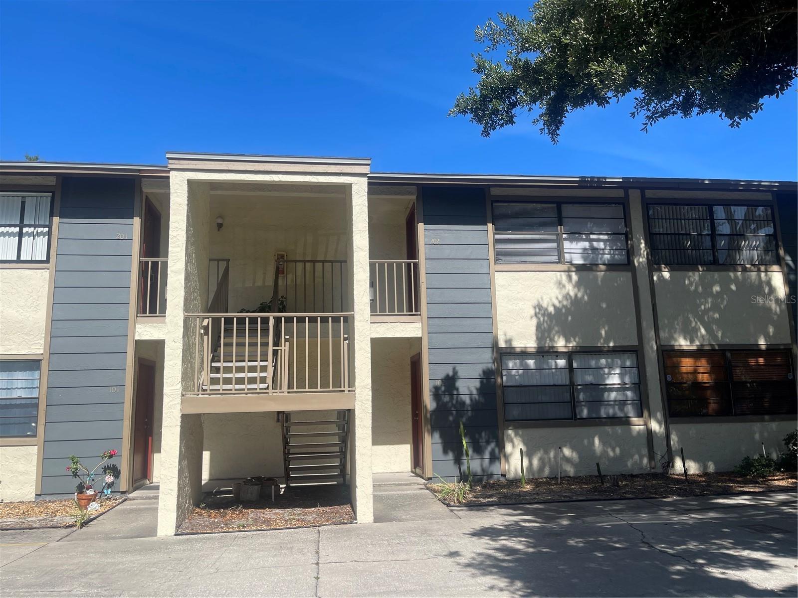 4809 S Mound Ave #105 — photo