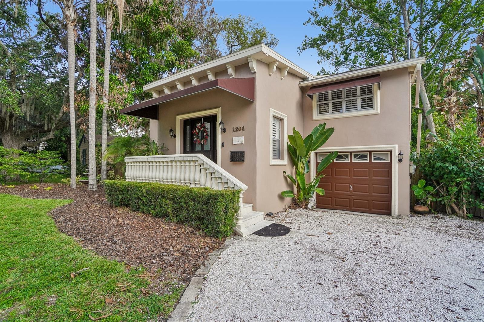 1204 E Park Cir — photo