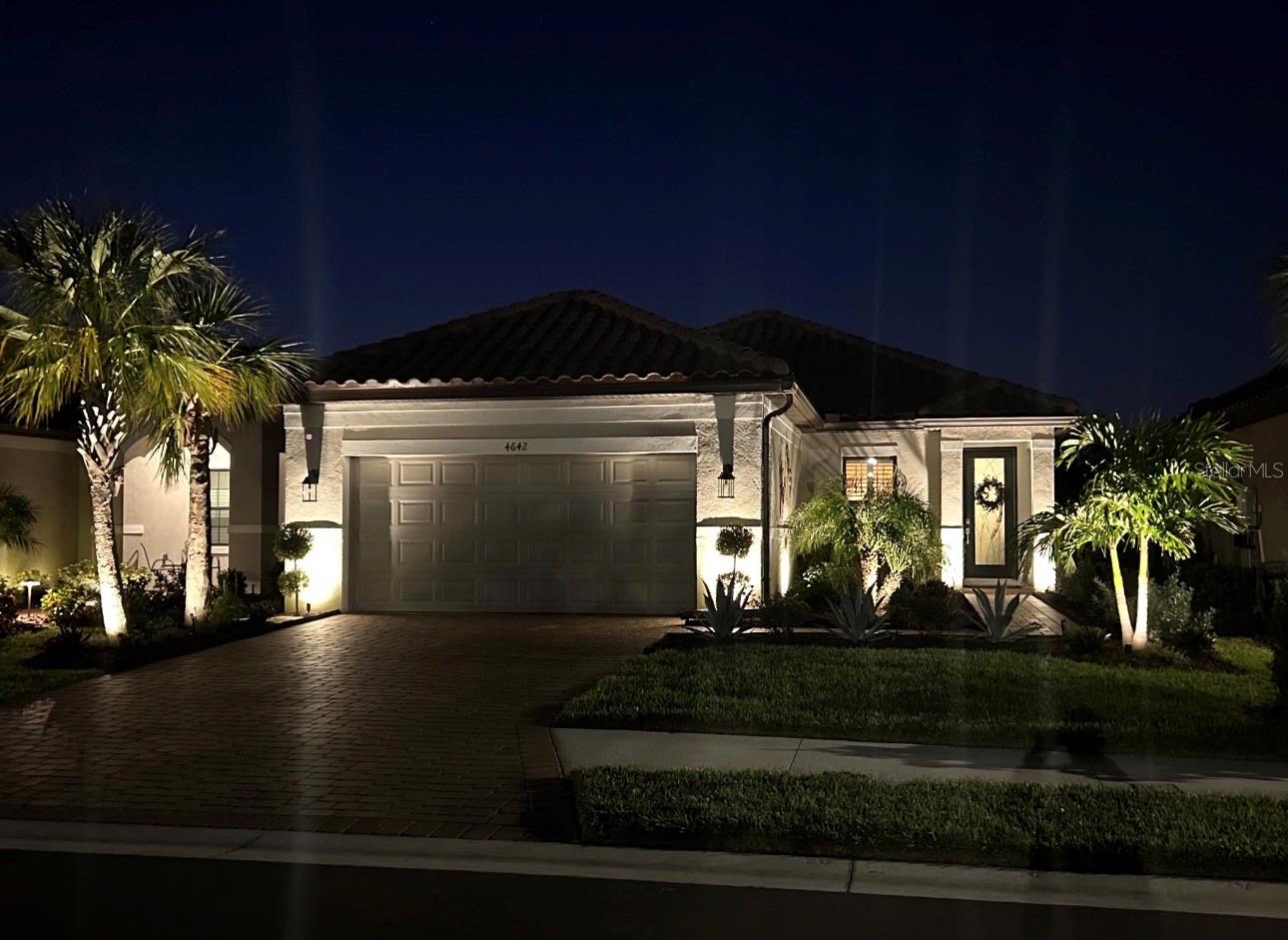 4642 Crestpoint Way — photo