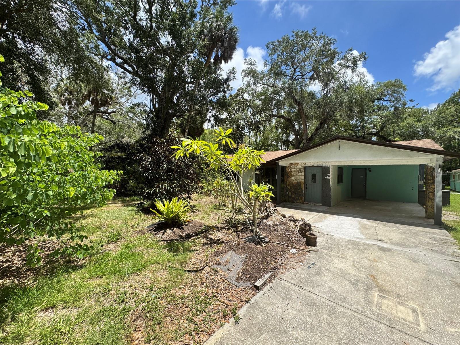 9010 Maiden Ln — photo