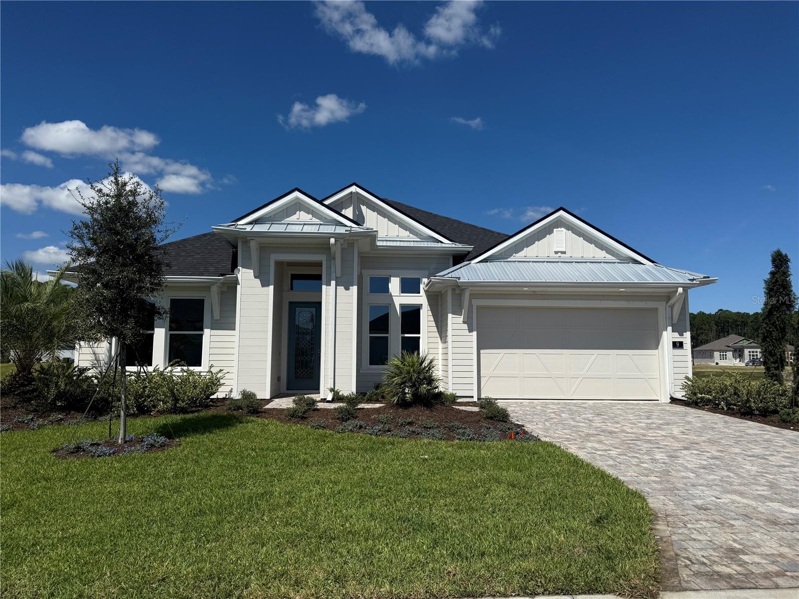 9 Newcastle Ln — photo