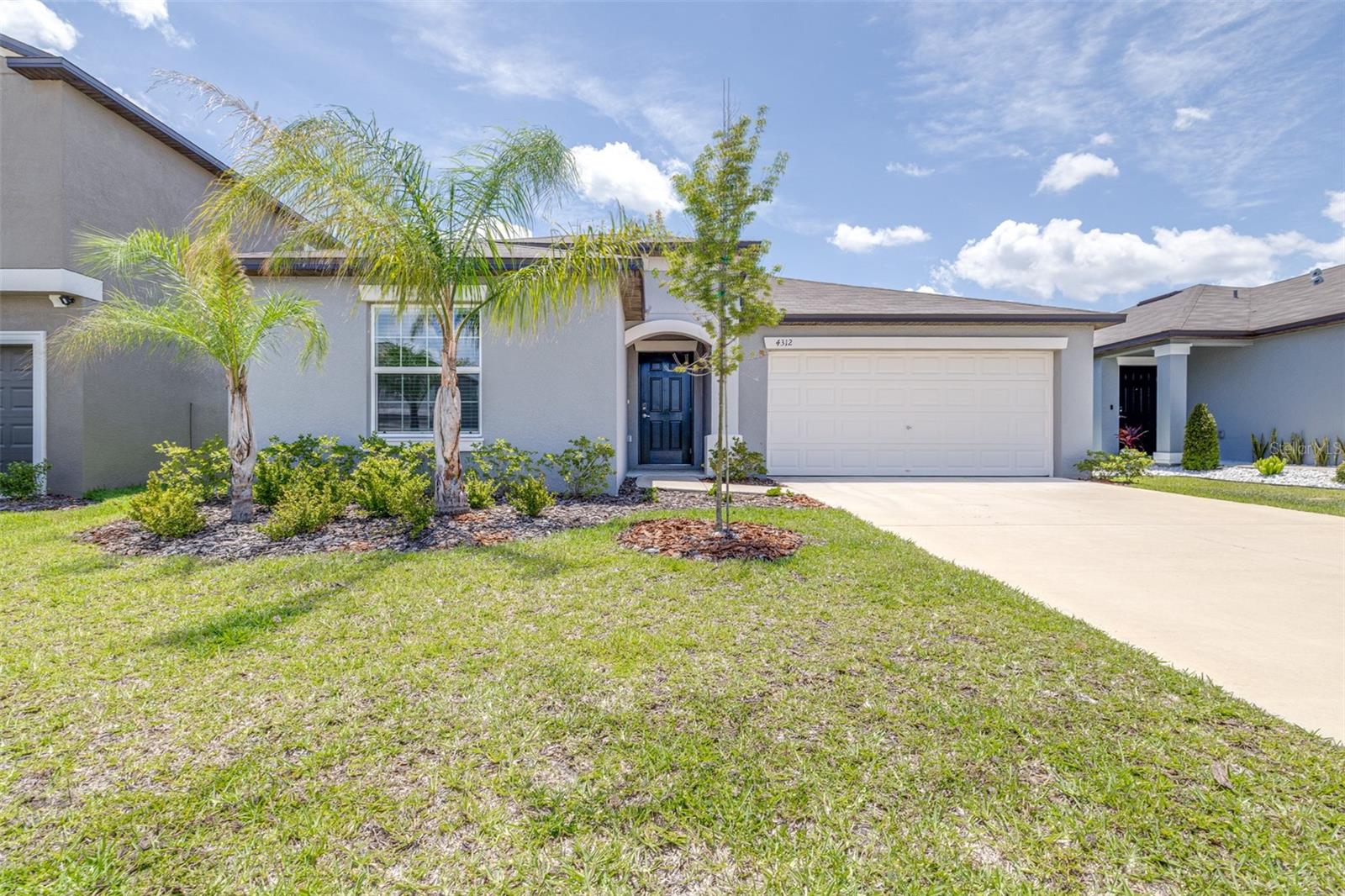 4312 Fabulous Finch Ln — photo