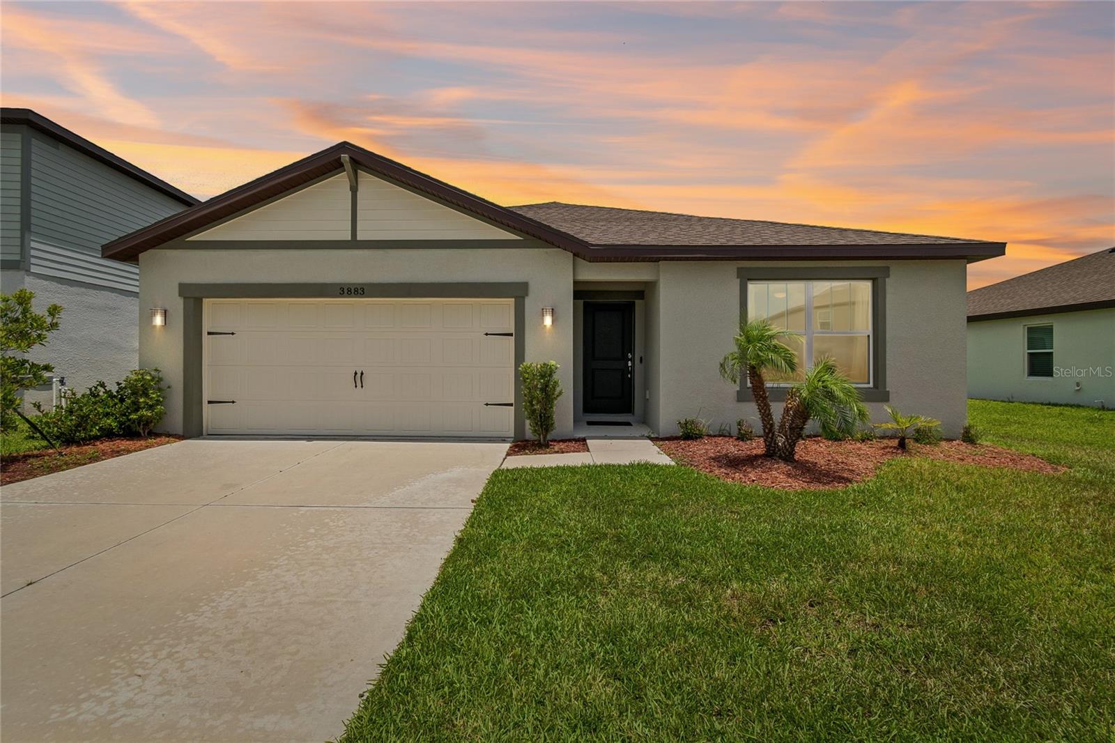 3883 Capri Coast Dr — photo