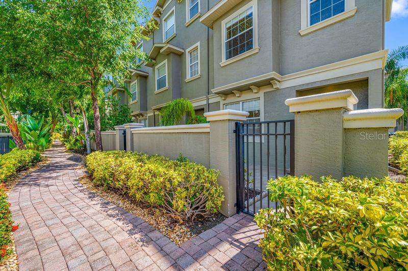 7125 102nd Ln — photo