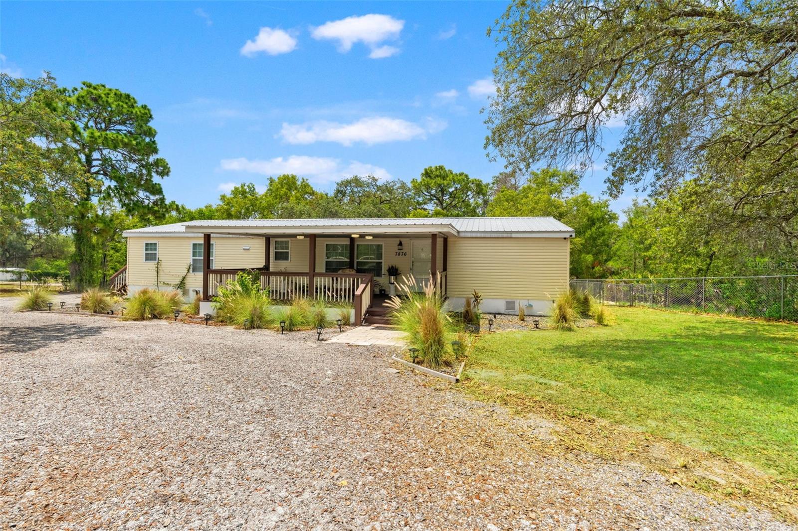 7876 Ridge Road, Weeki Wachee, FL 34613 — photo 2