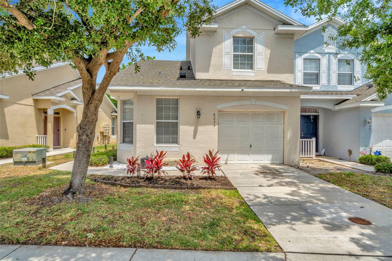 6233 Olivedale Dr — photo