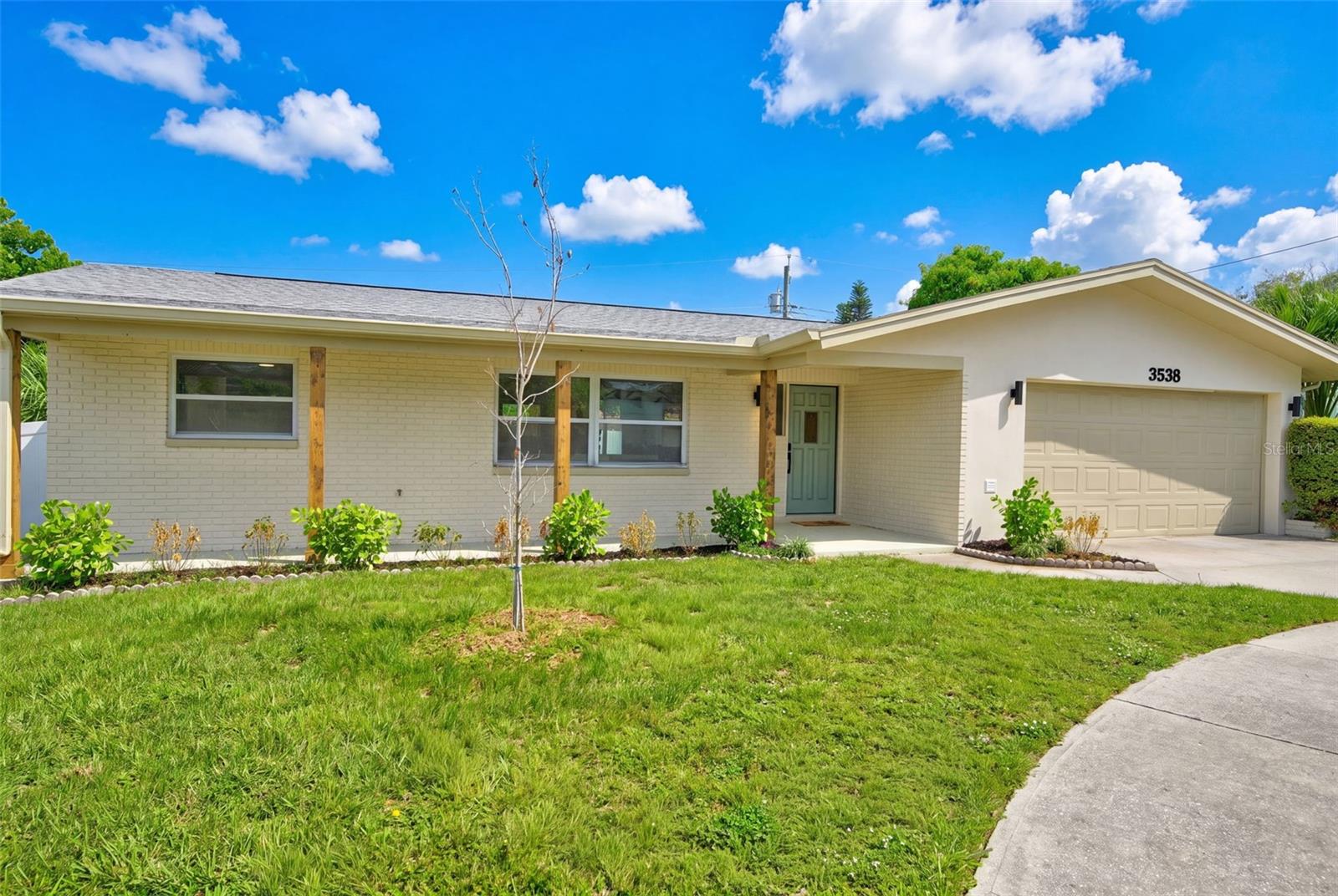 3538 Shady Bluff Dr — photo