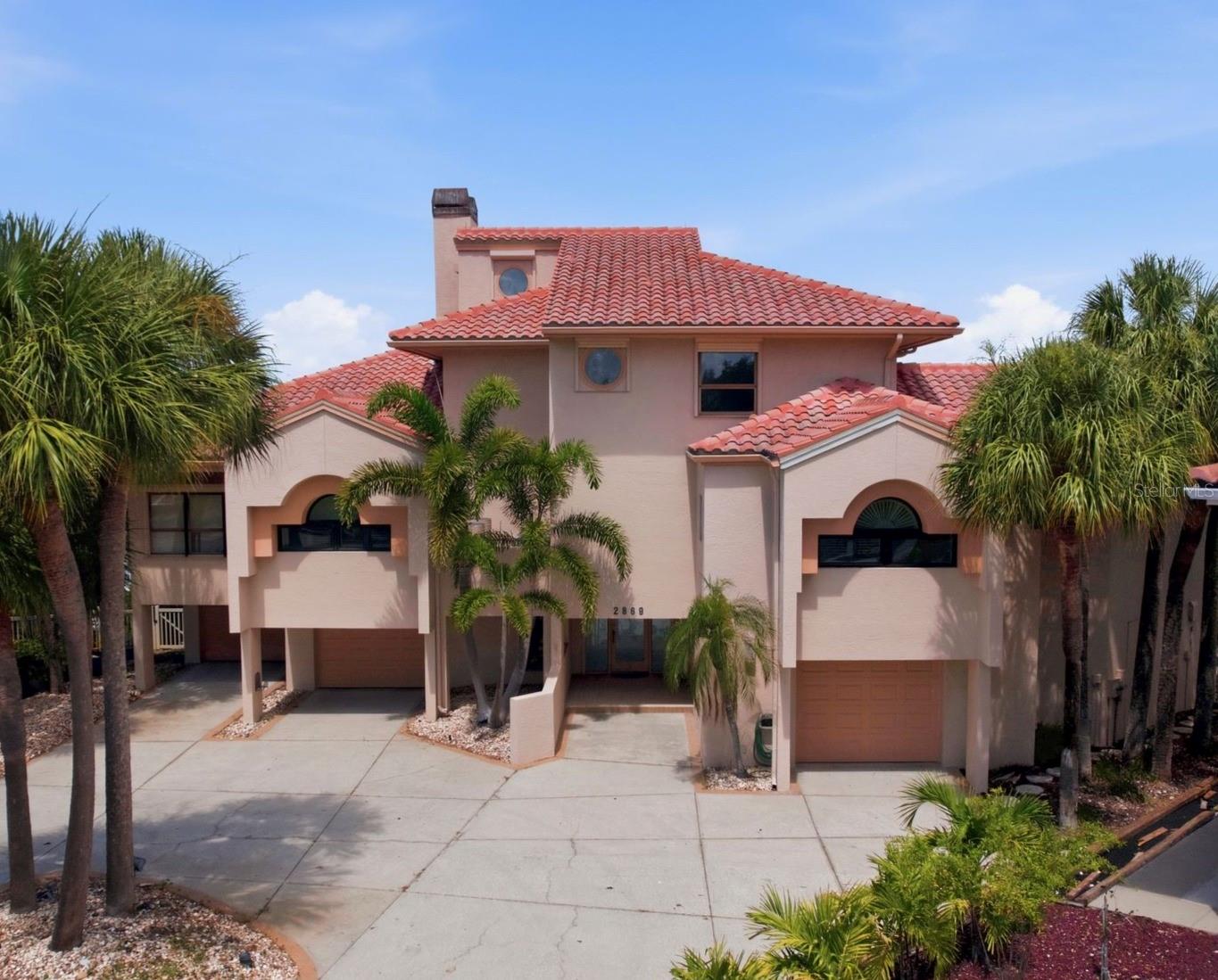 2869 Seabreeze Dr S — photo