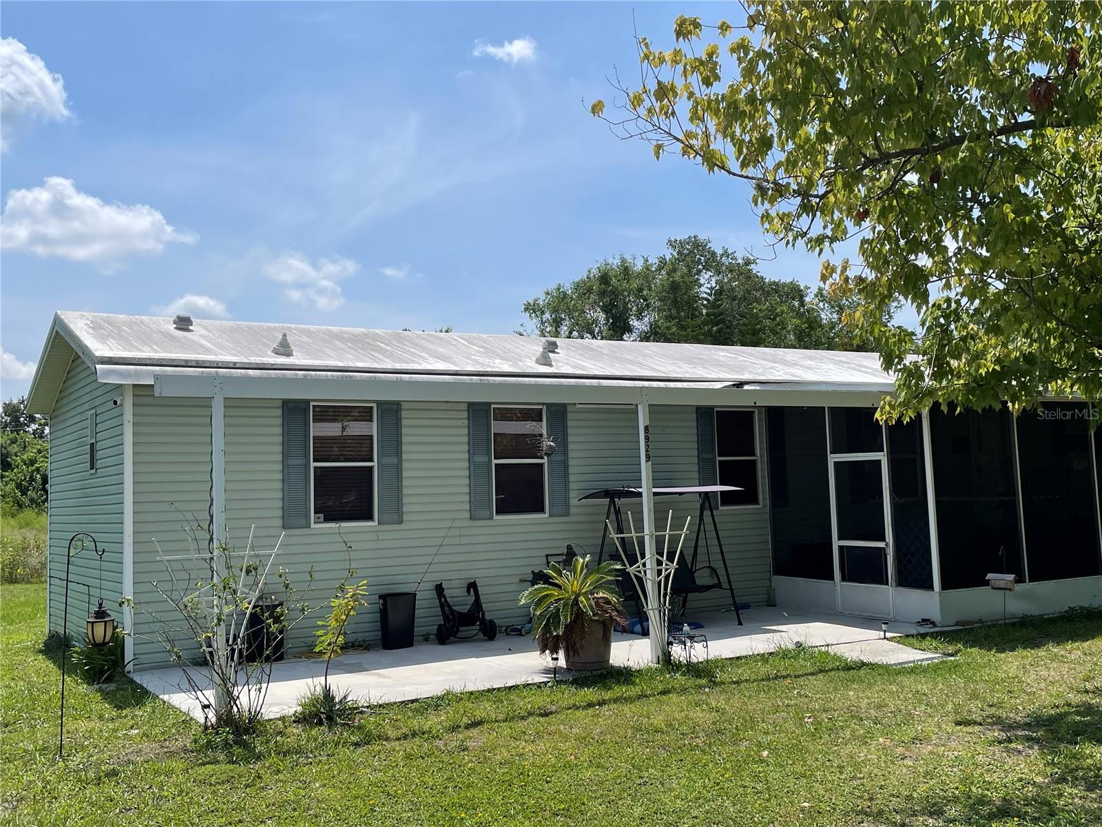 8929 Honeywell Rd — photo