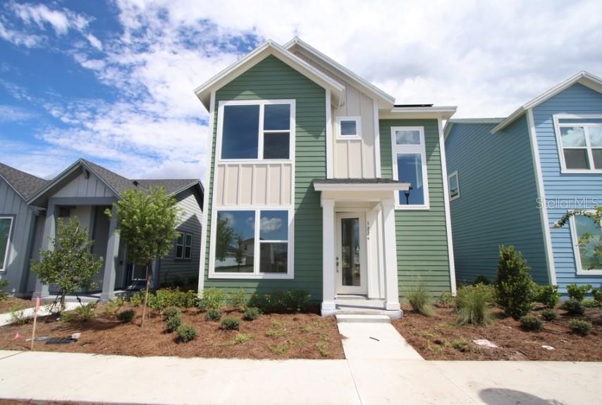 3226 Voyager Ave — photo